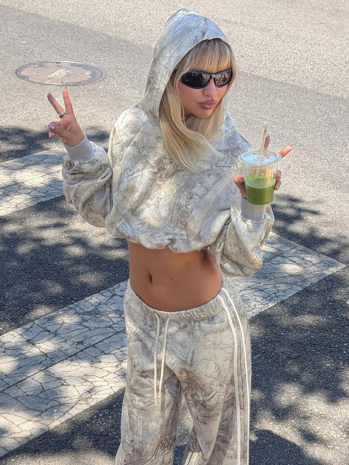 #NOVERA - Sudadera con Capucha Mayse Camuflaje Crop -