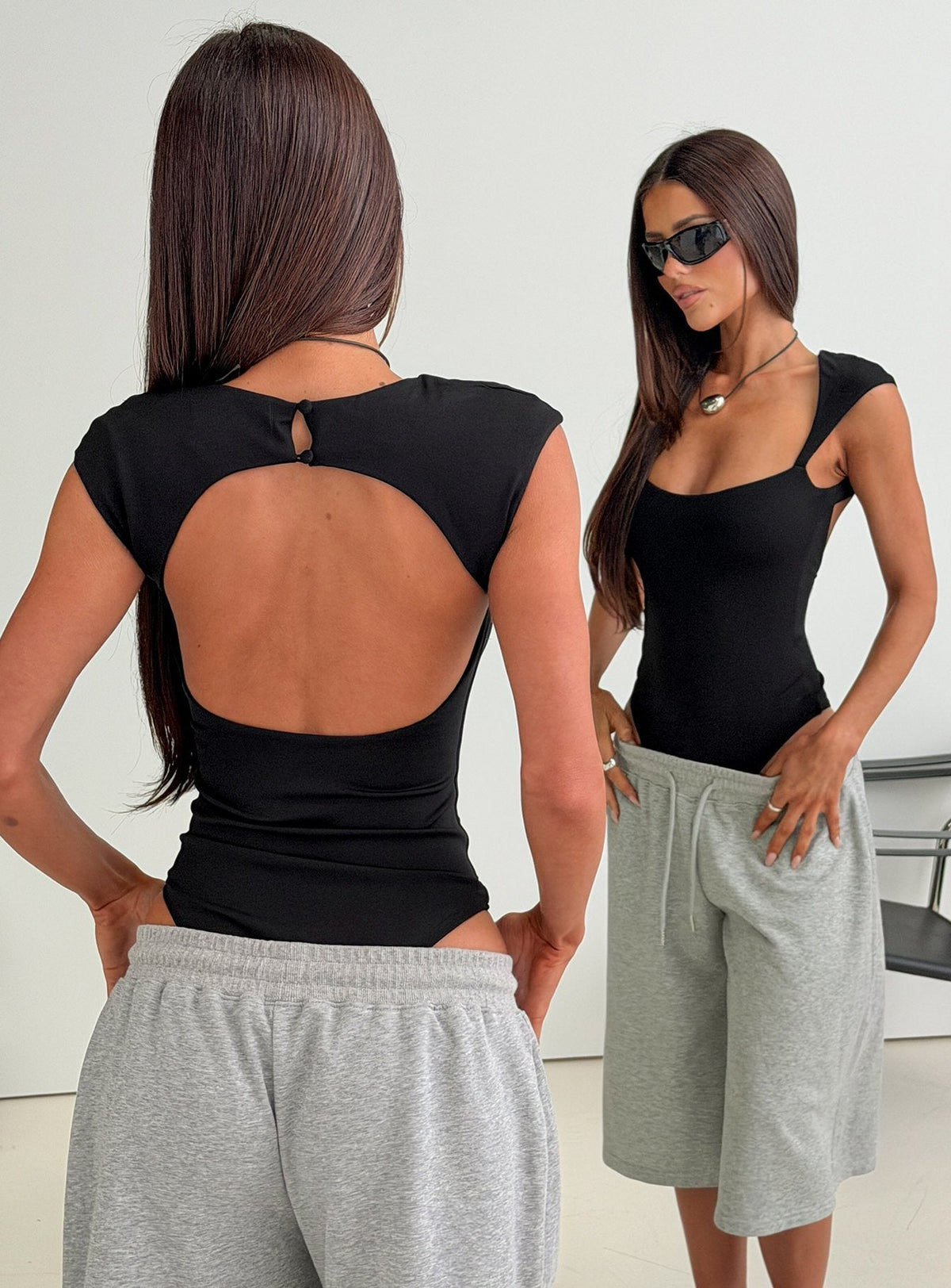 #NOVERA - Body Fabienna Negro de Escote Redondo de Manga Corta -