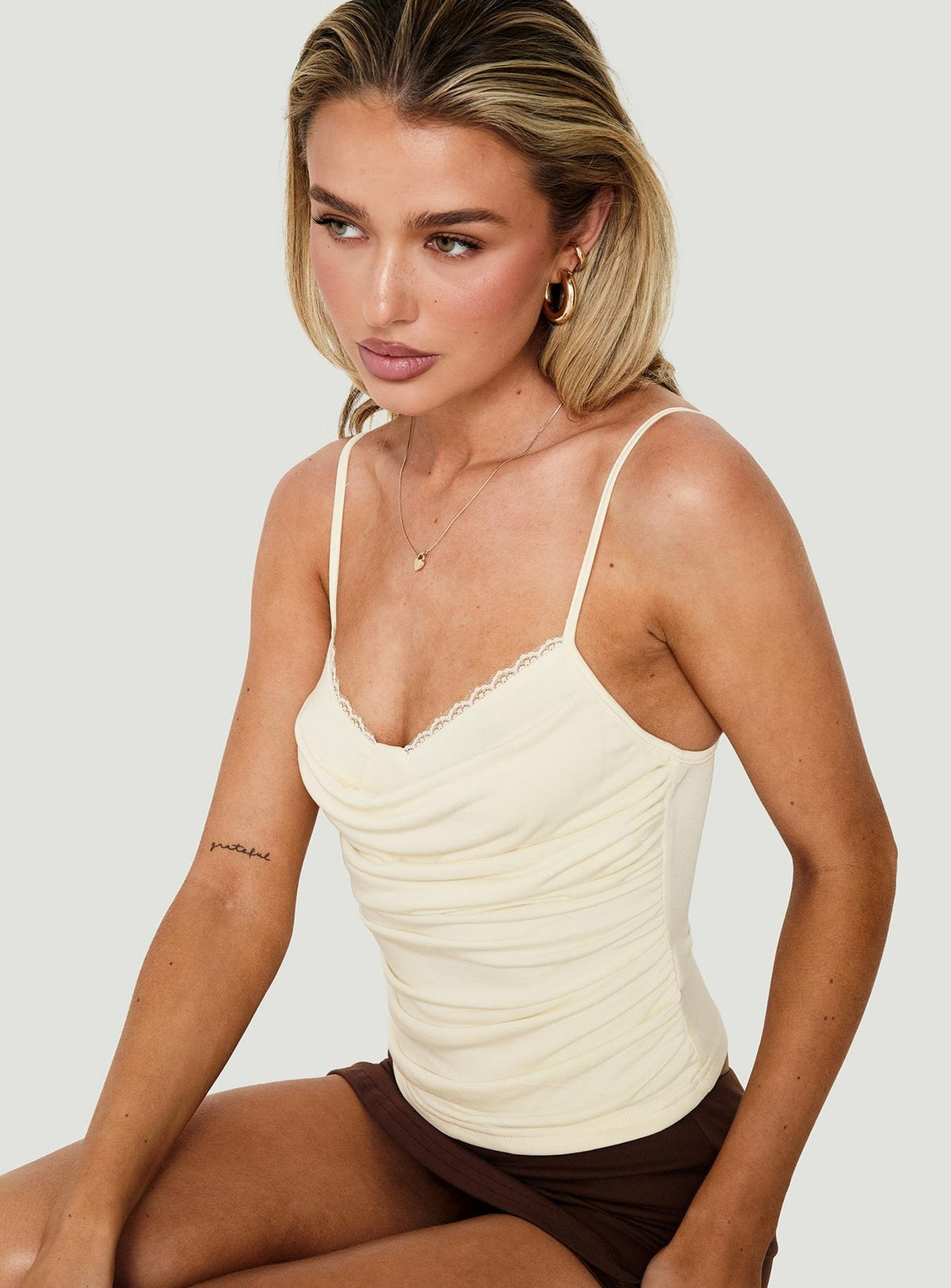 #NOVERA - Top Edalie Amarillo Mantequilla Amarillo de Capas -