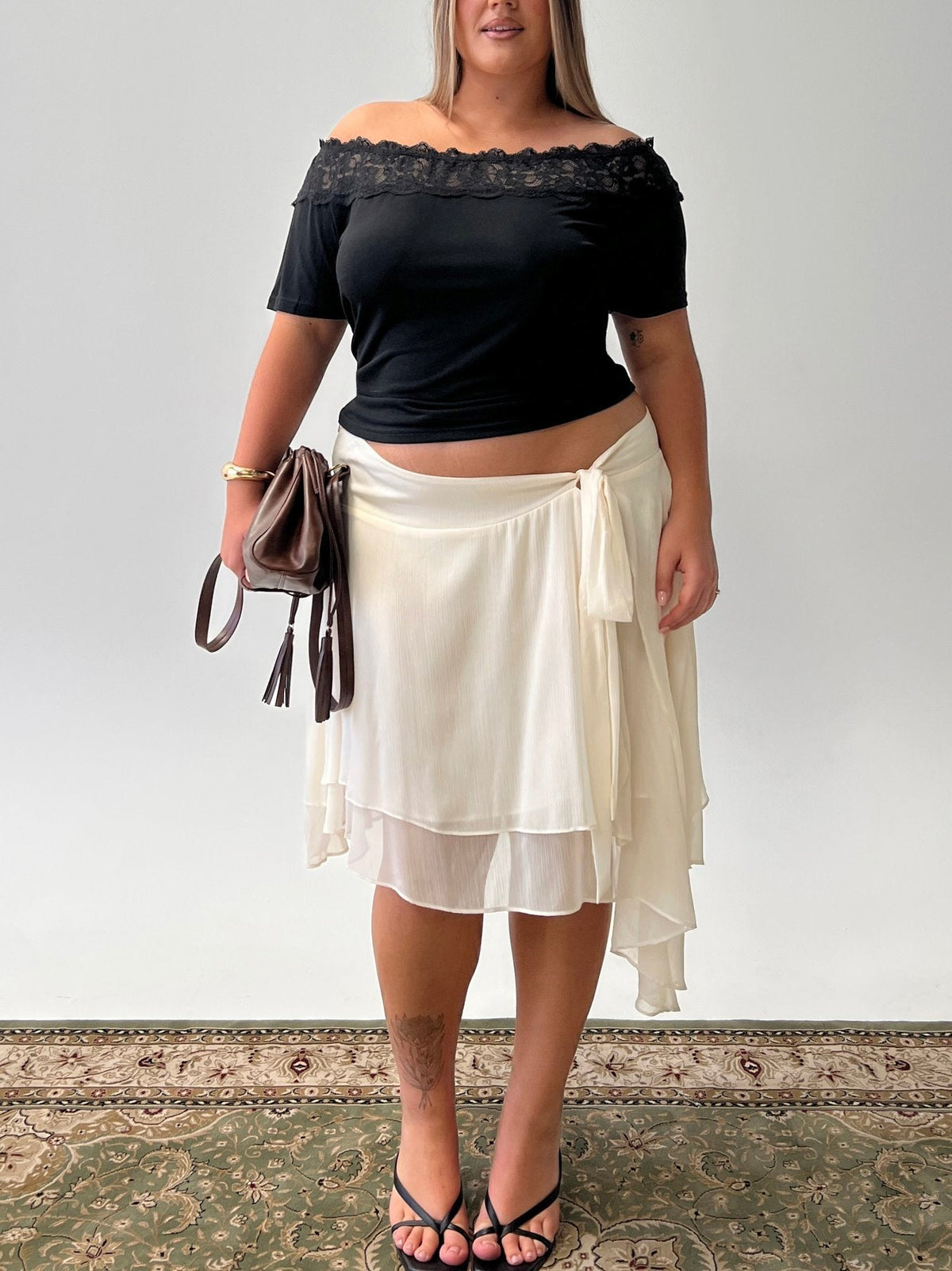 #NOVERA - Falda Midi Ophella Crema con Lazo de Gasa Talla Grande -