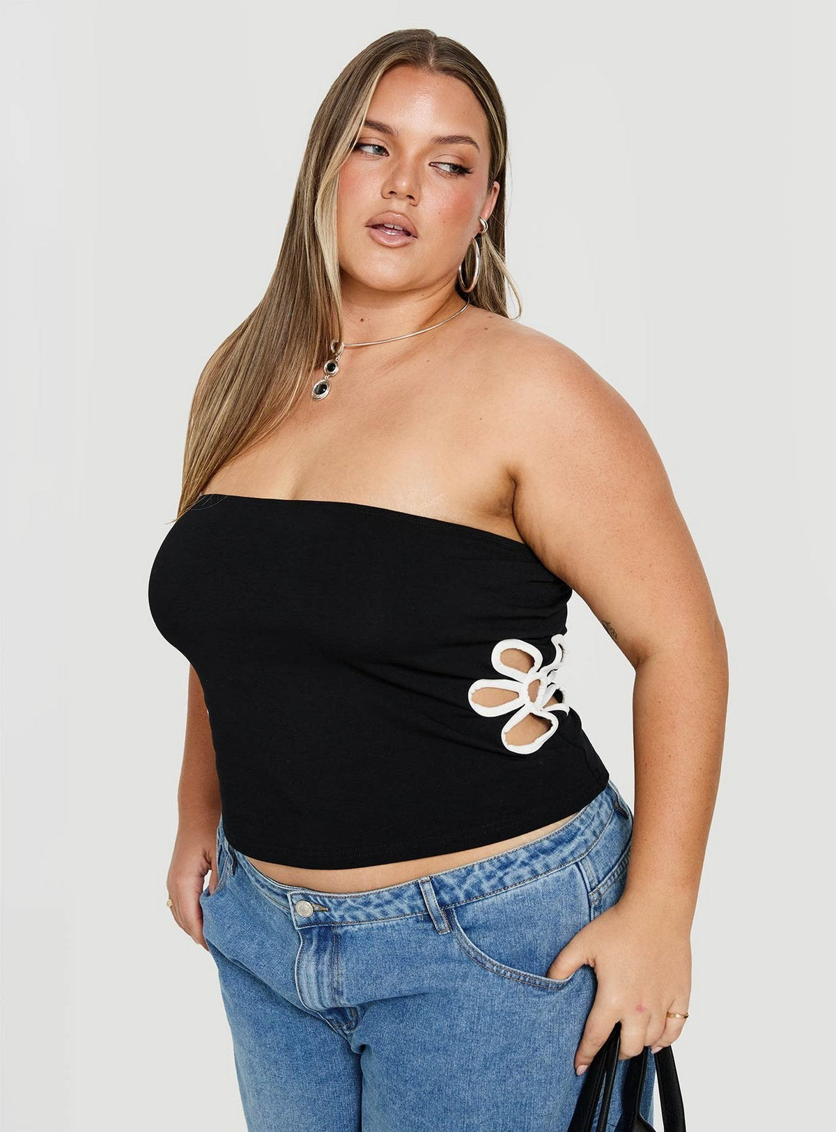 #NOVERA - Top Vega Negro Palabra de Honor Talla Grande -