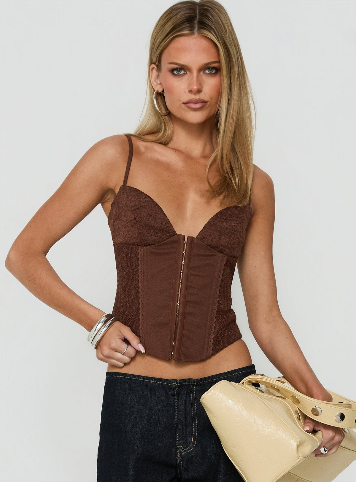 #NOVERA - Top Francee Chocolate de Encaje Corsé -