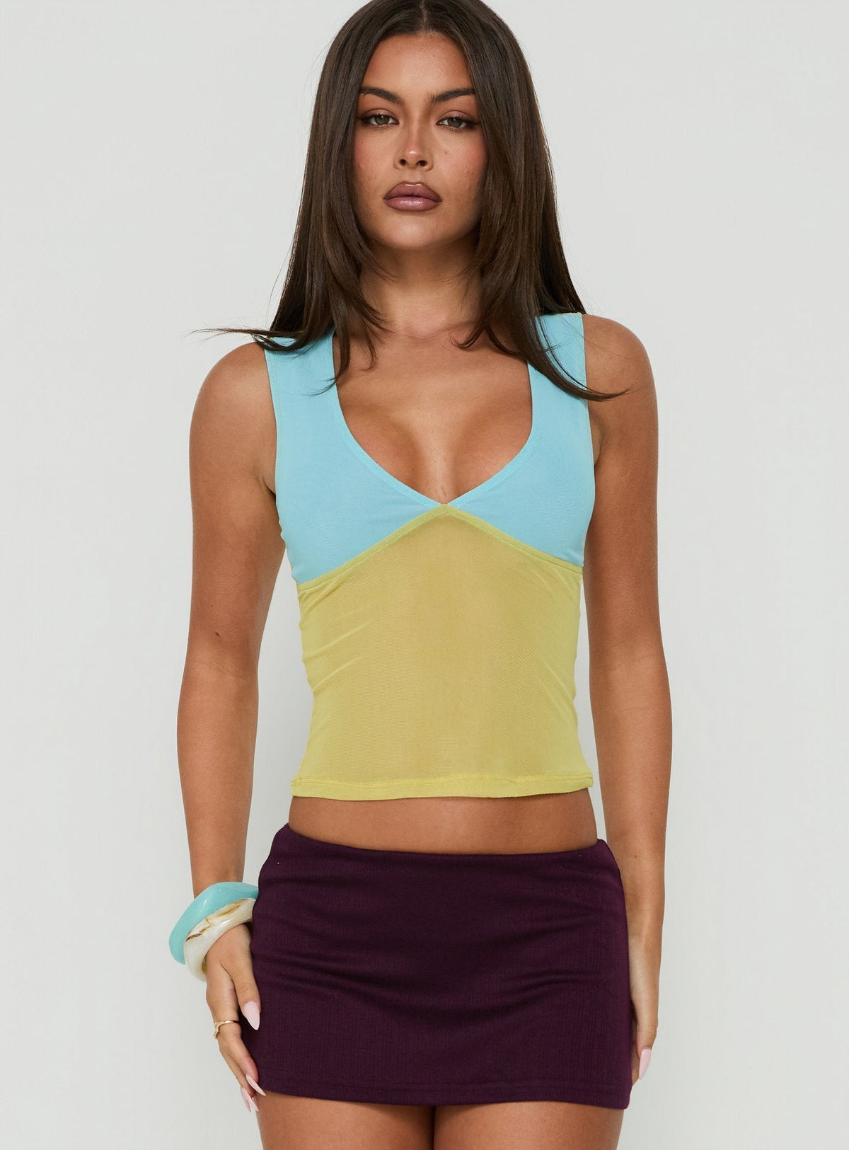#NOVERA - Top Lihat Amarillo y Azul sin Mangas -