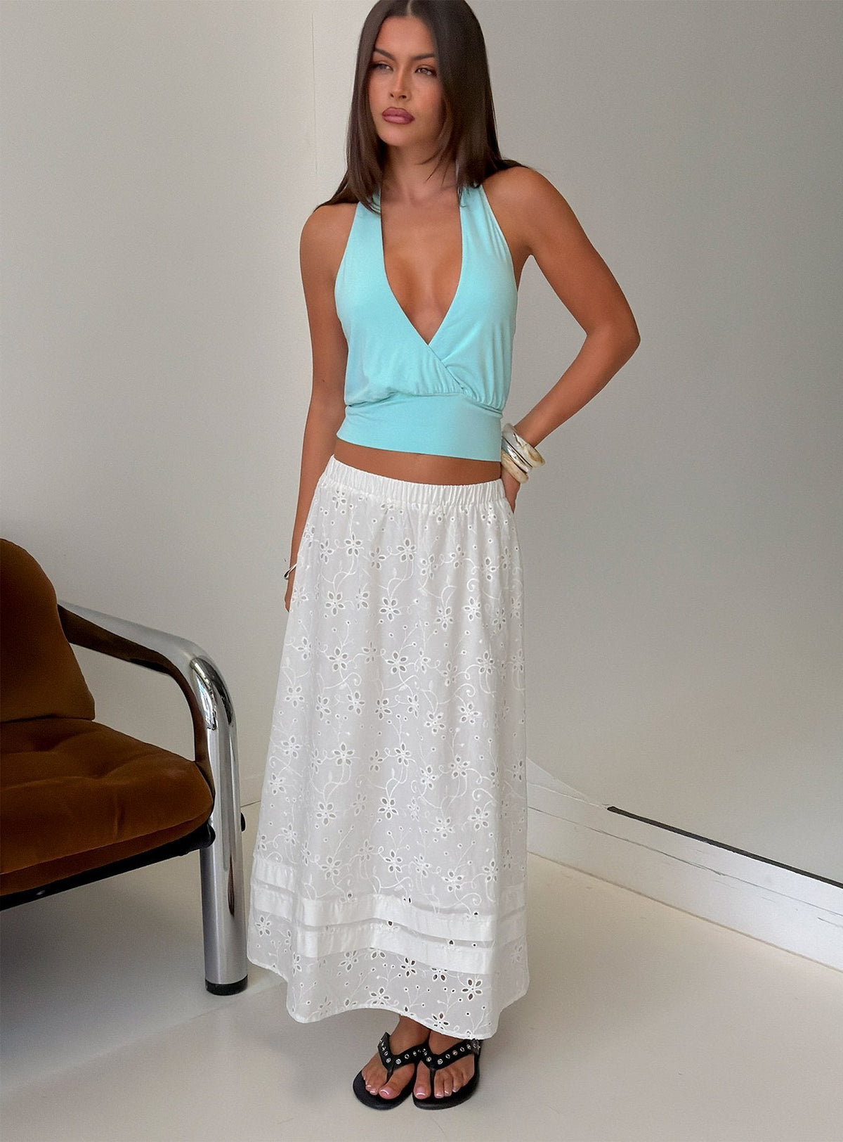 #NOVERA - Falda Larga Isolie Blanca de Volantes -