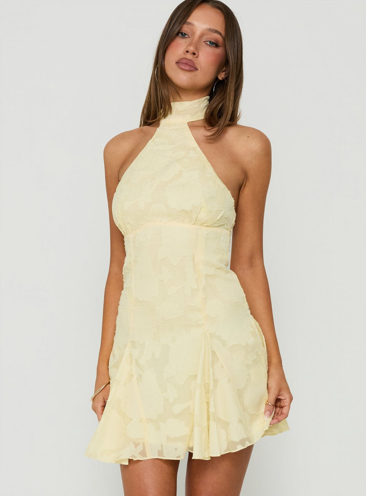 #NOVERA - Vestido Mini Bellanca Amarillo Mantequilla Amarillo Halter -