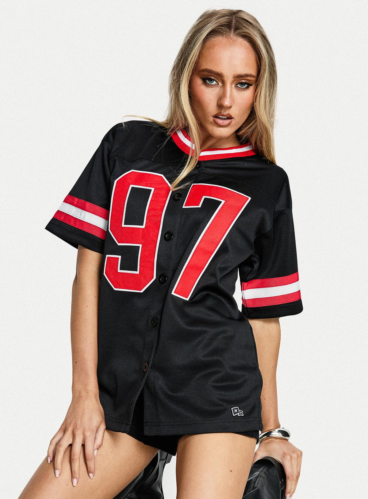 #NOVERA - Camiseta Deportiva Negra con Botones -