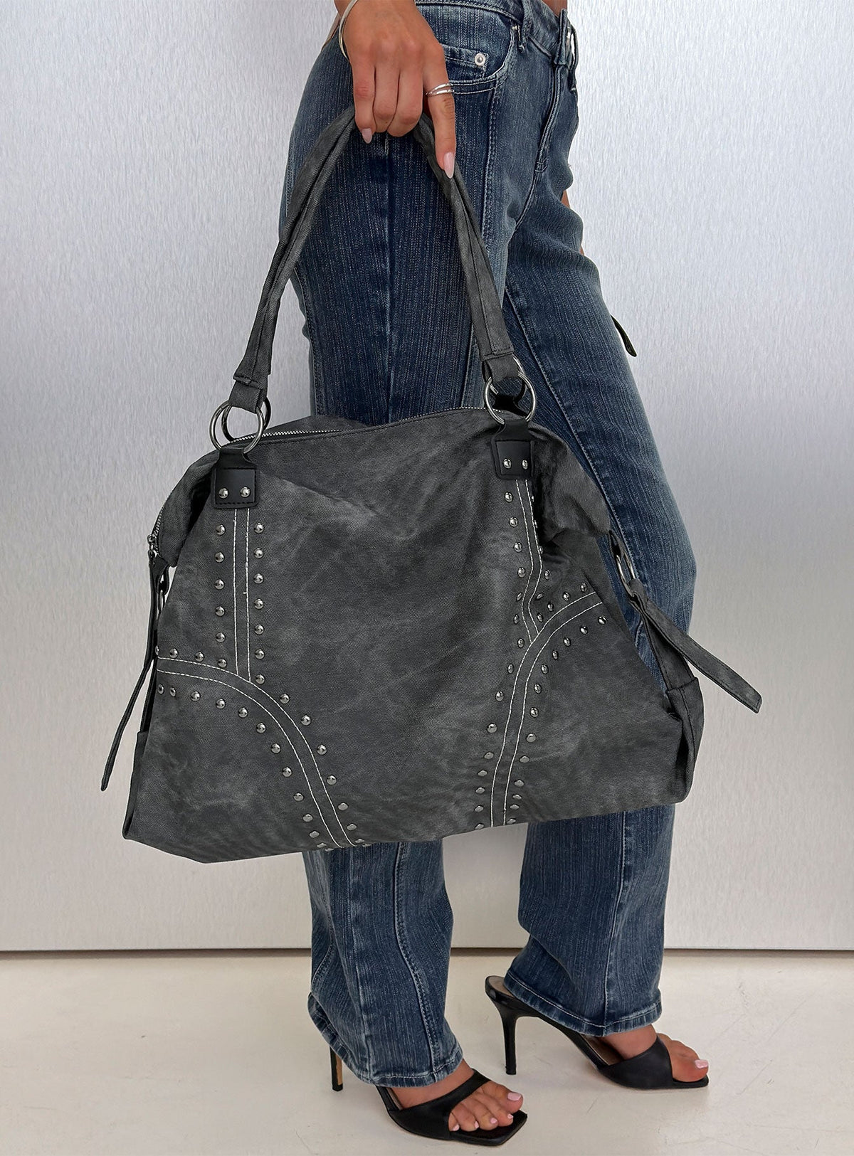 #NOVERA - Bolso de Hombro Brittin Negro -