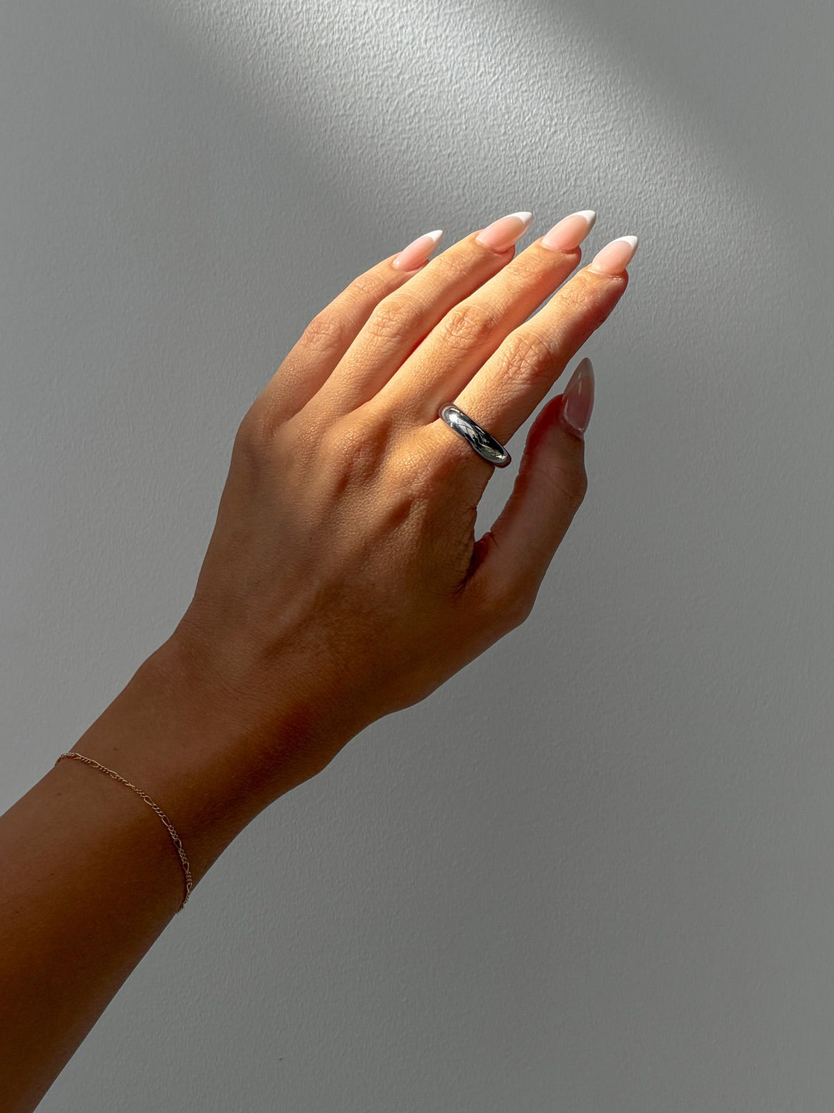 #NOVERA - Anillo Karensa Plateado de Acero Inoxidable -