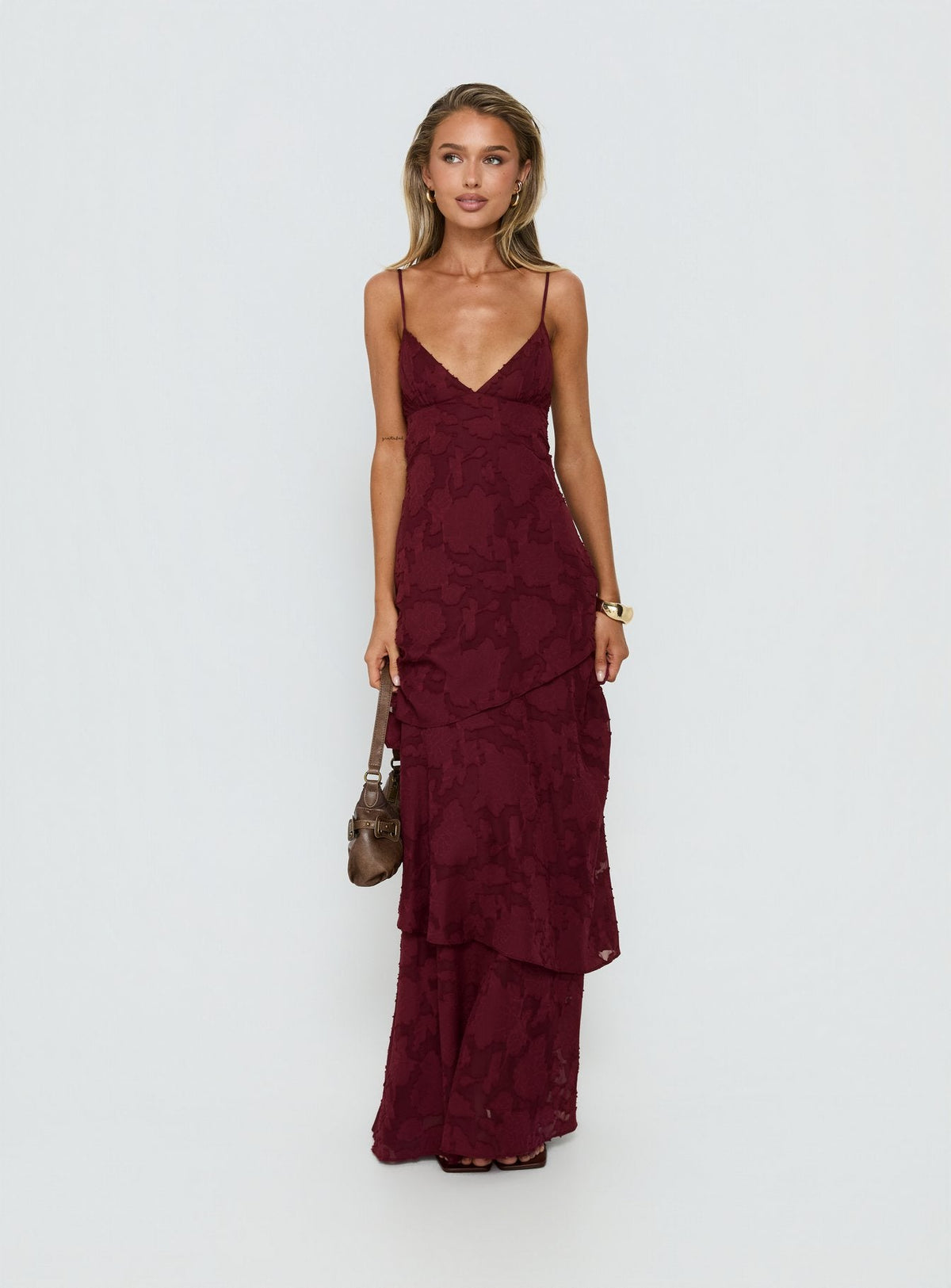 #NOVERA - Vestido Largo Lyricah Burdeos de Volantes -