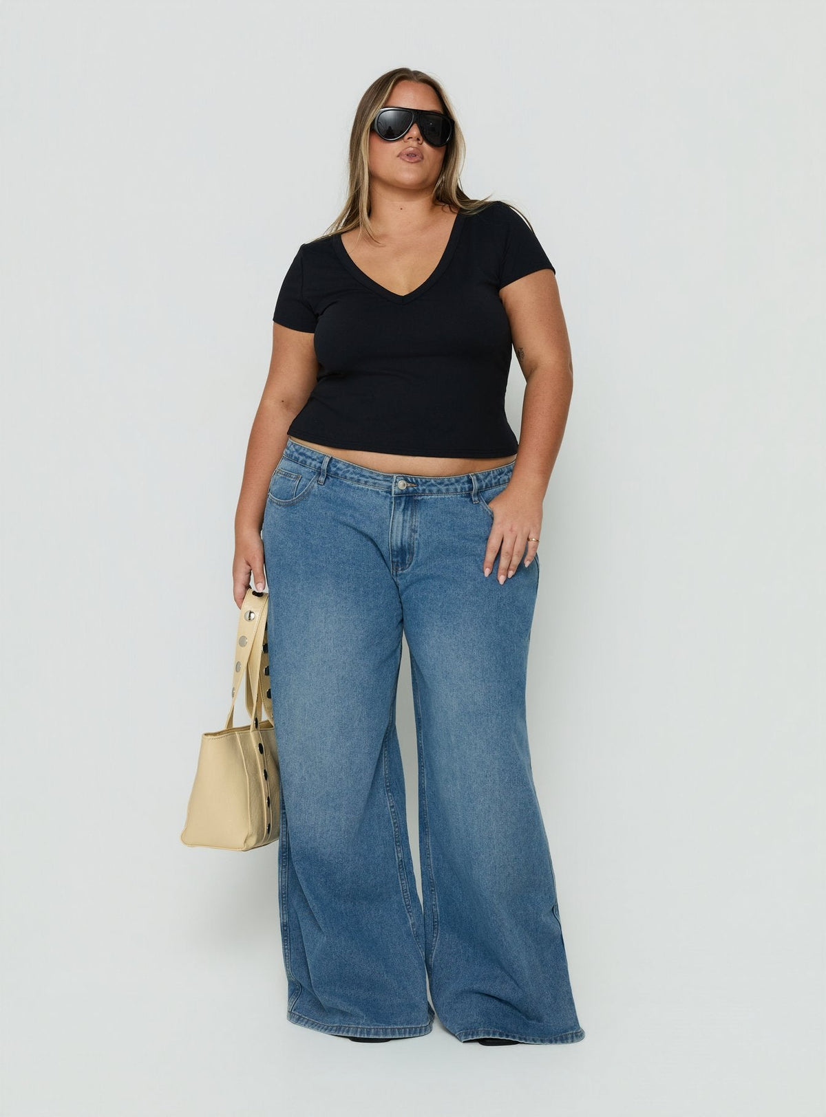 #NOVERA - Top Define Negro de Manga Corta Talla Grande -