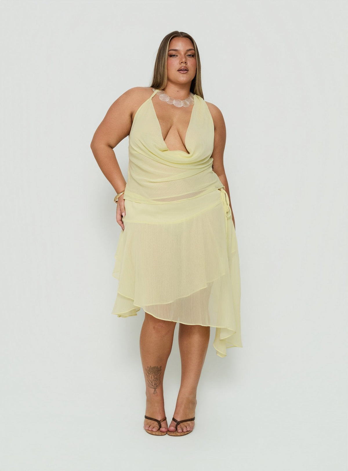 #NOVERA - Falda Midi Evaleine Amarilla Pastel Asimétrica de Gasa Talla Grande -