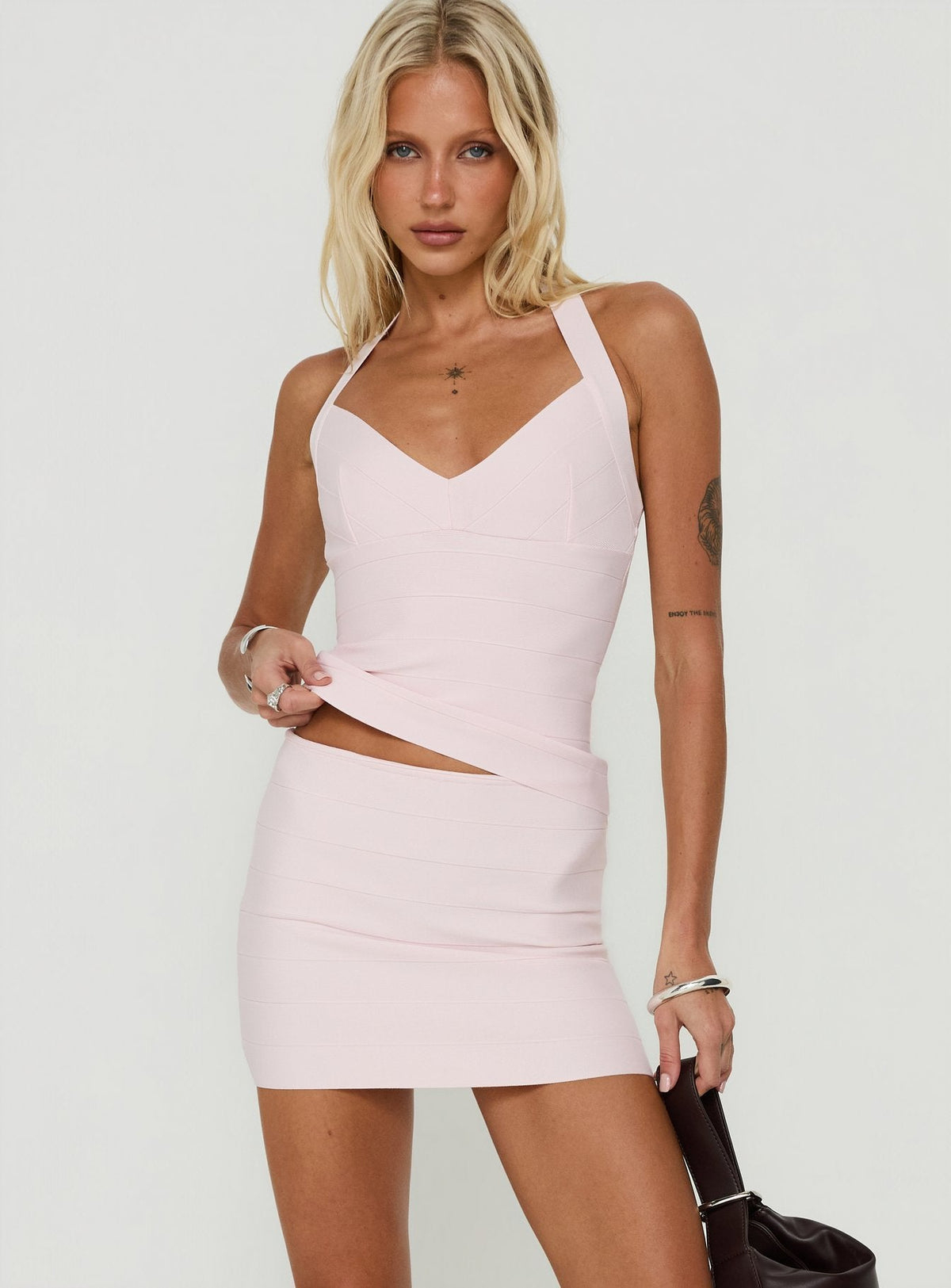 #NOVERA - Minifalda Justina Rosa Bandage -