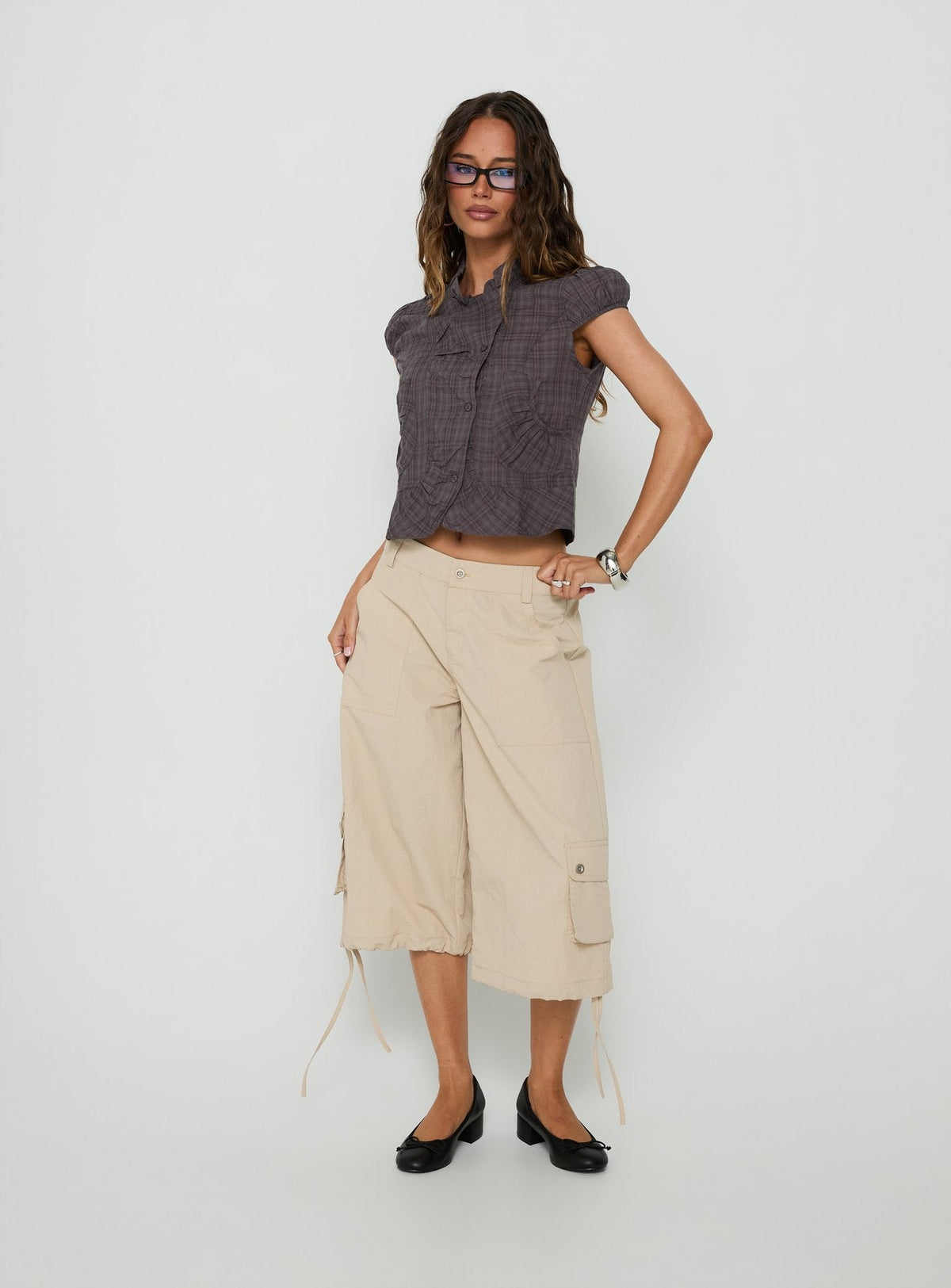#NOVERA - Pantalón Relaxer Beige Tobillero Cargo -