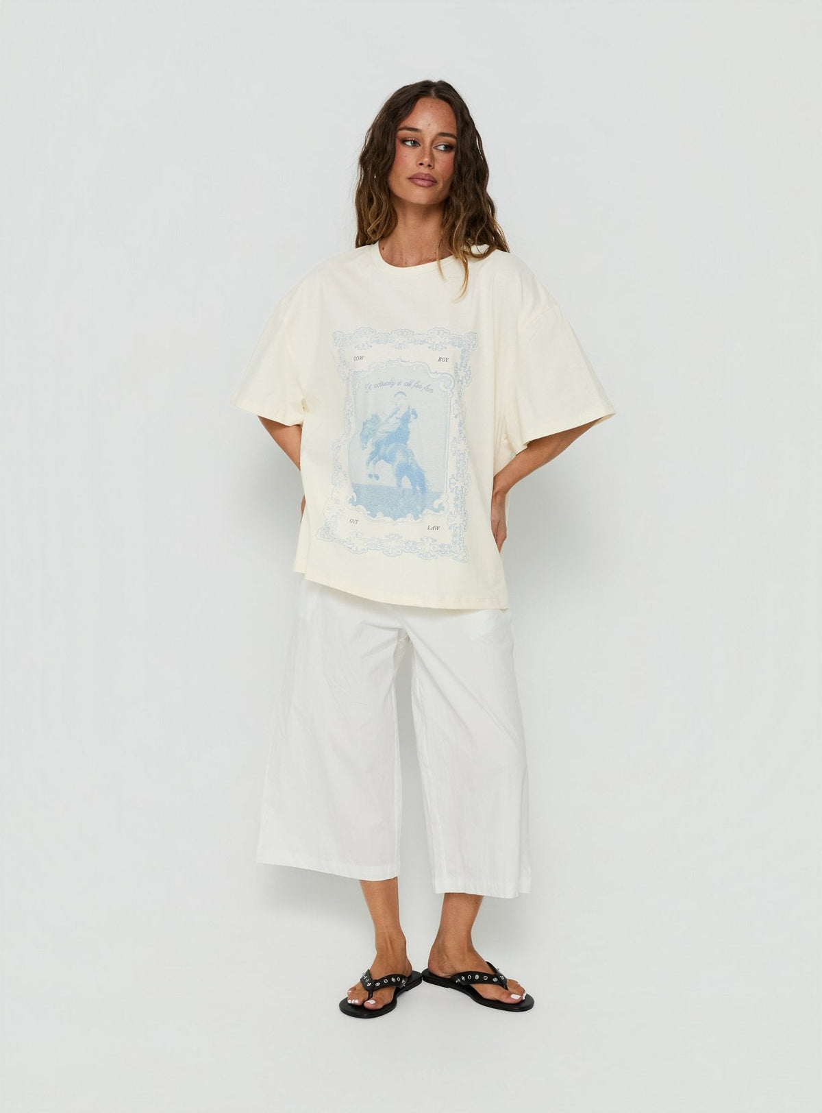 #NOVERA - Camiseta Violeta Crema Oversize Estampada -