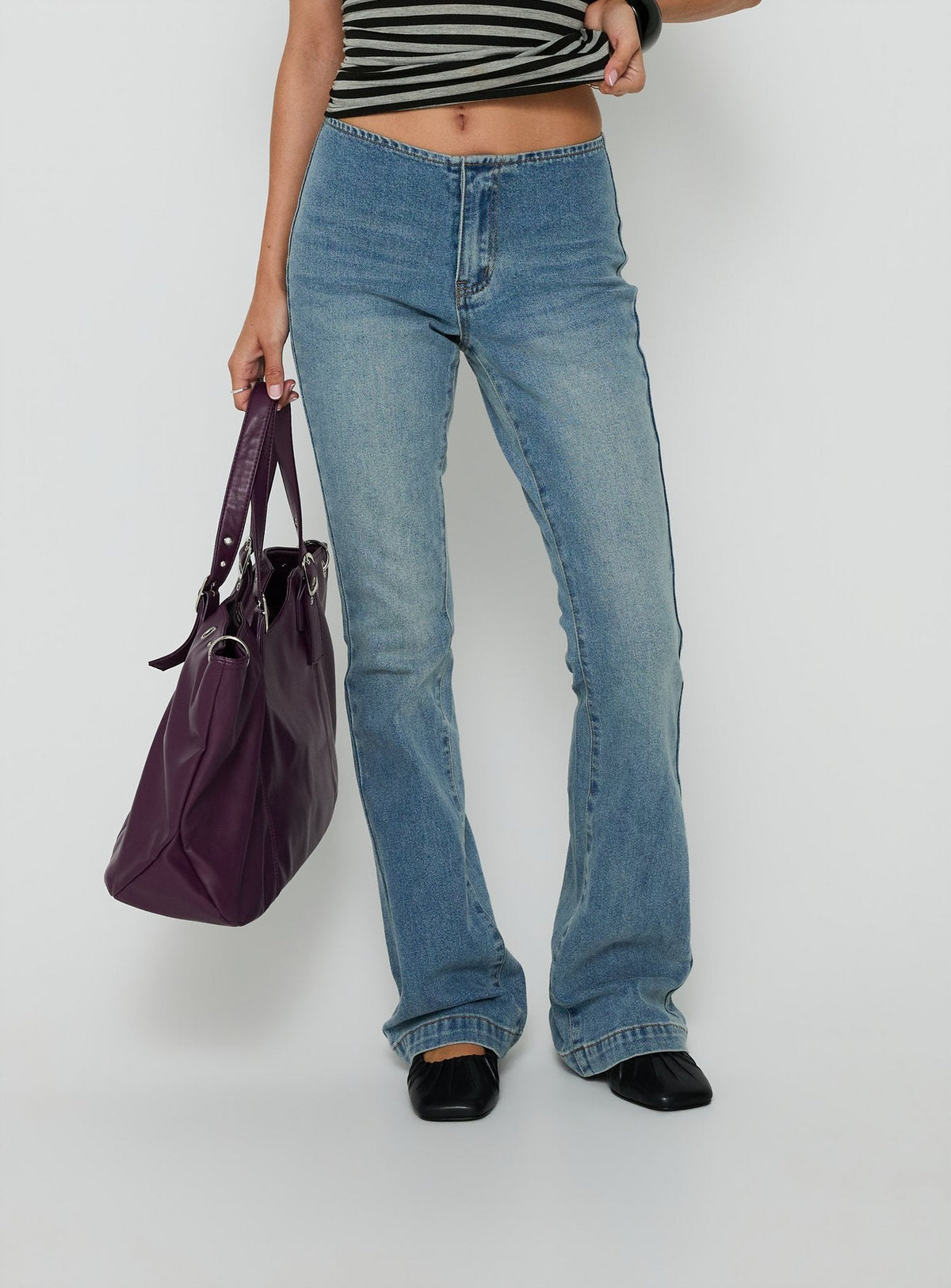 #NOVERA - Vaqueros Gloria Azul Vintage Lavado de Tiro Bajo Bootcut -