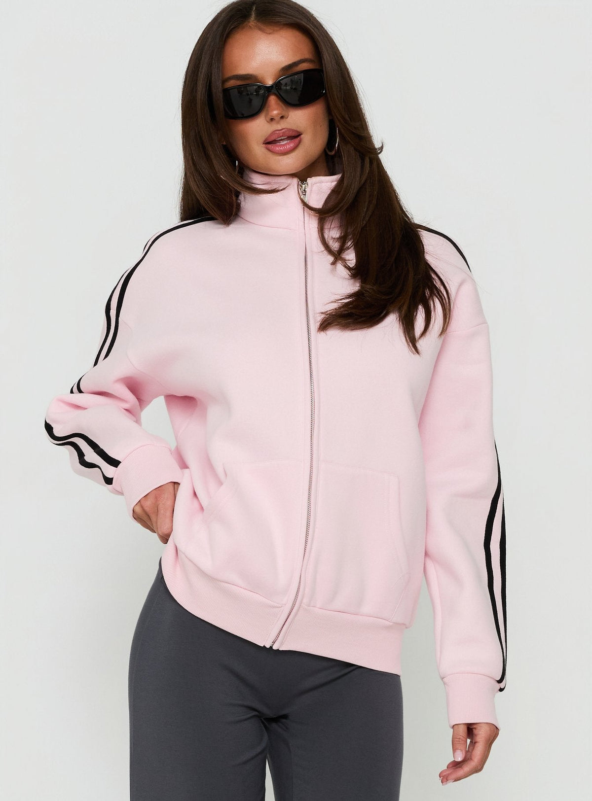 #NOVERA - Jersey Keeran Rosa y Negro de Cuello Alto Polar -
