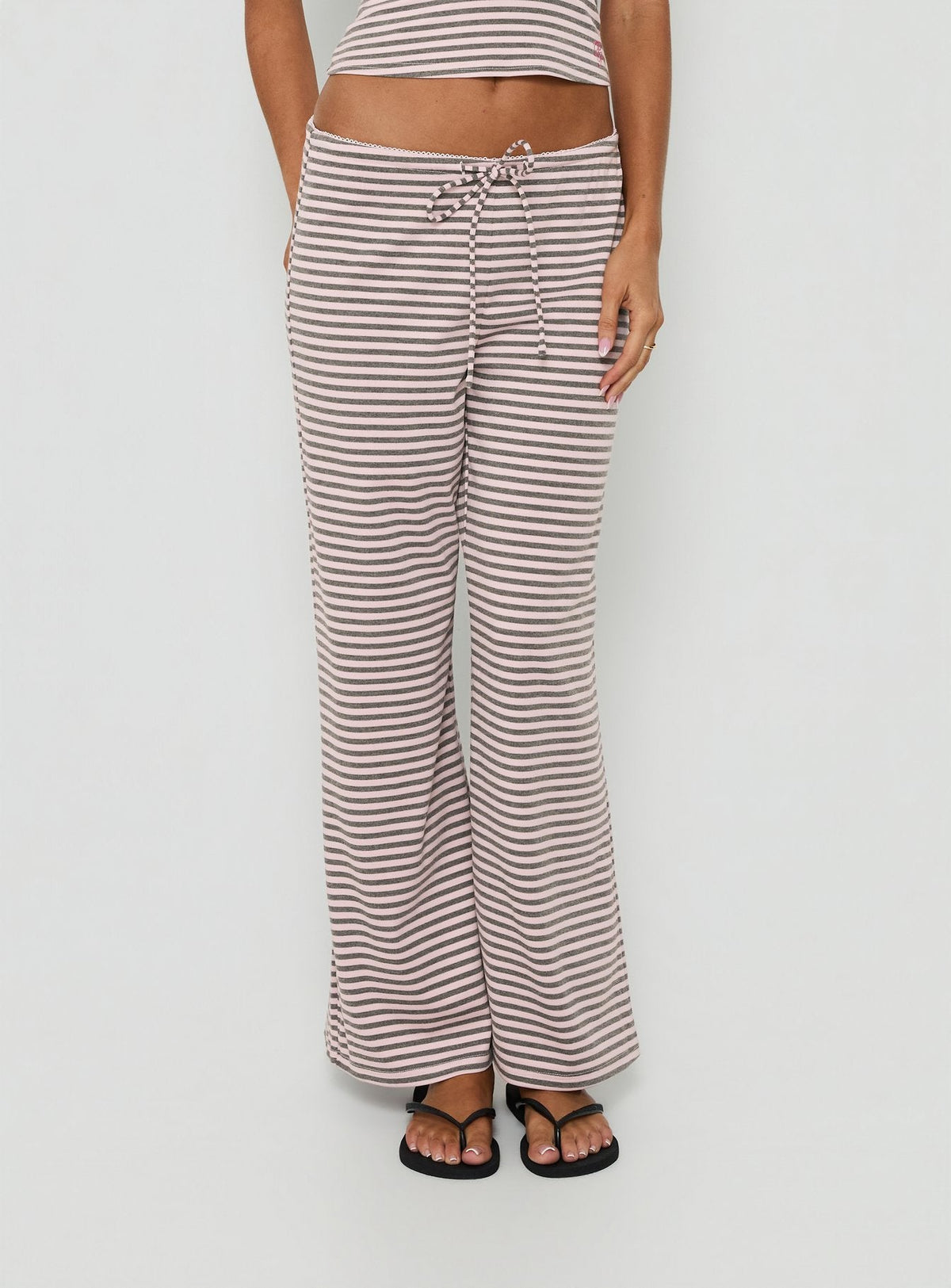 #NOVERA - Pantalón Allice Rosa y Gris de Rayas con Lazo -