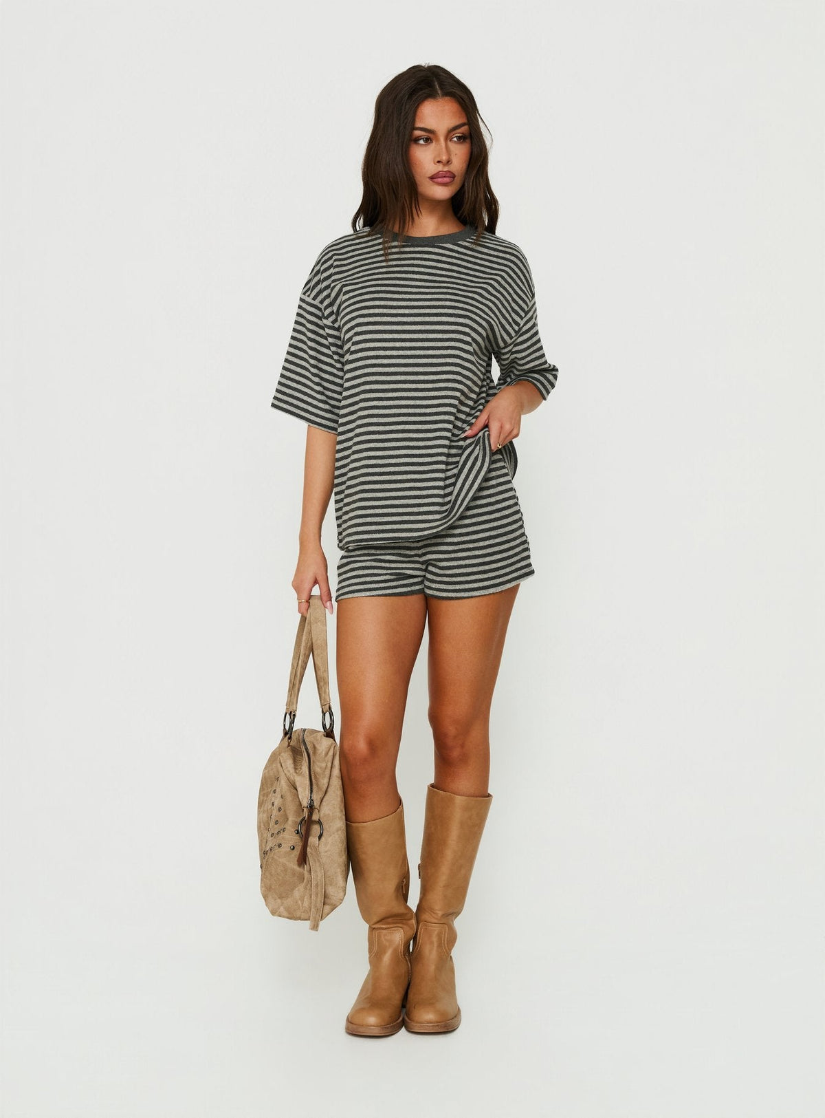 #NOVERA - Shorts Selvina Gris de Rayas -