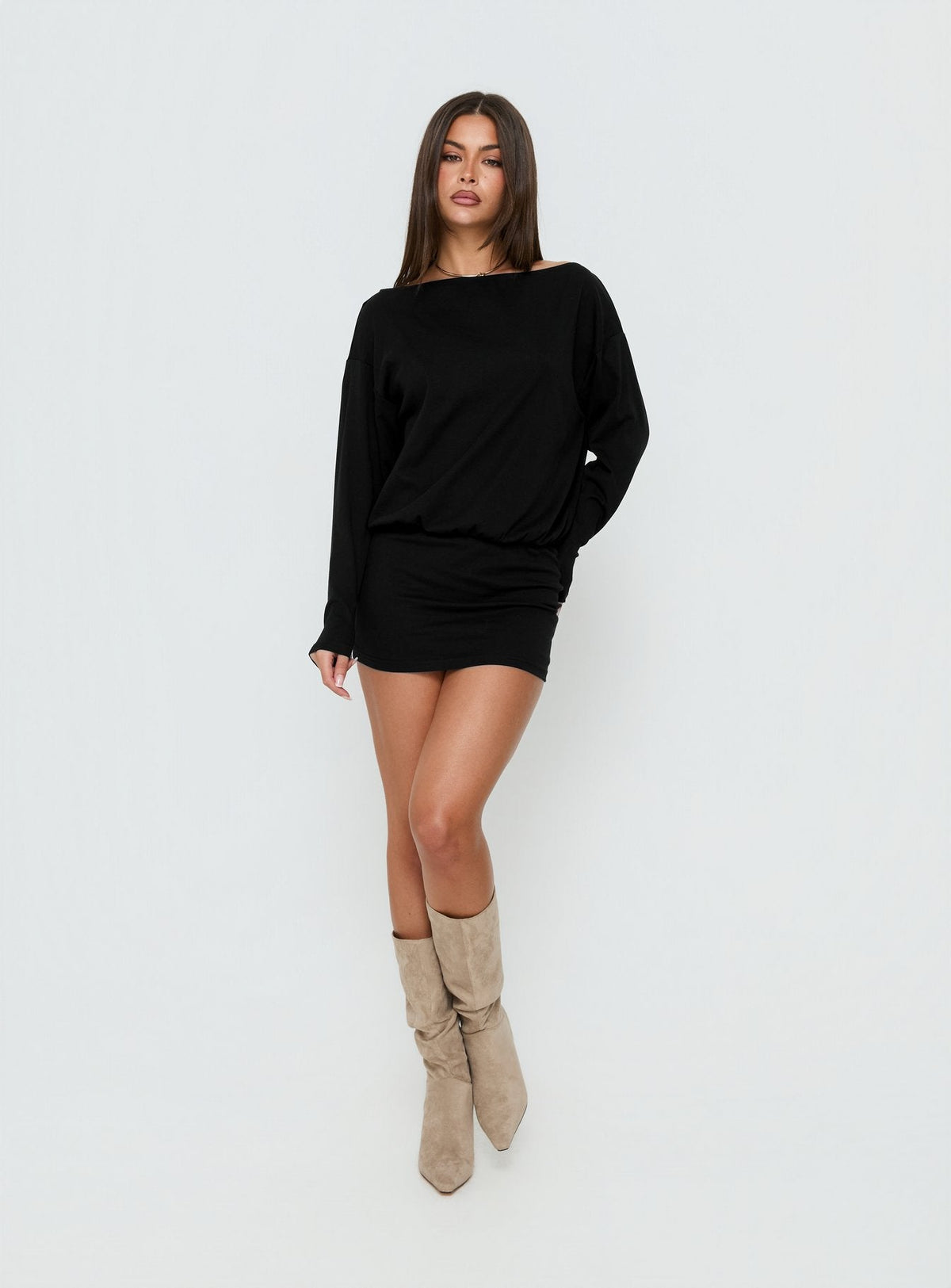#NOVERA - Vestido Mini Sitges Negro de Manga Larga -