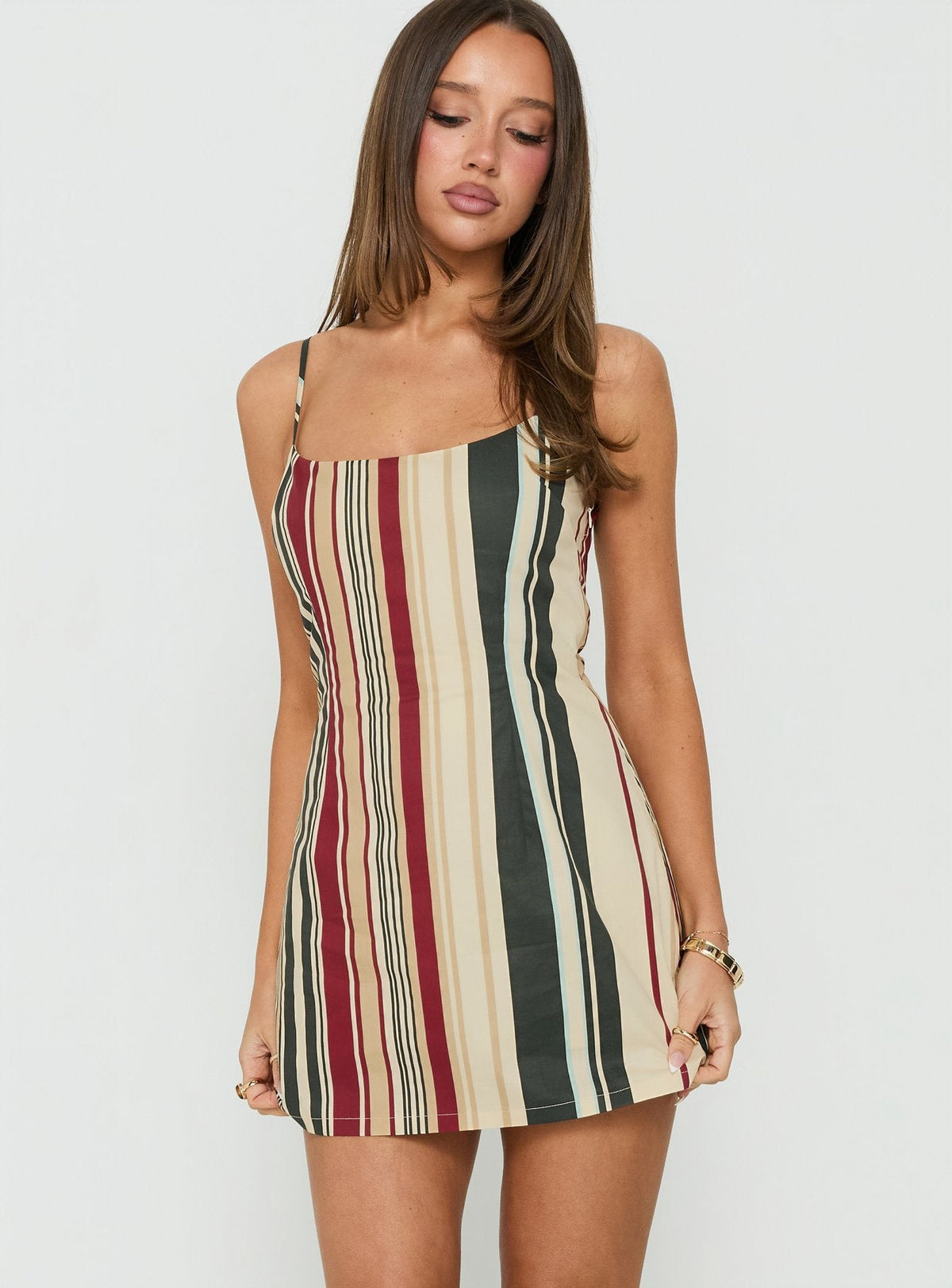 #NOVERA - Mono Corto Yumiko Multicolor de Rayas de Escote Redondo -