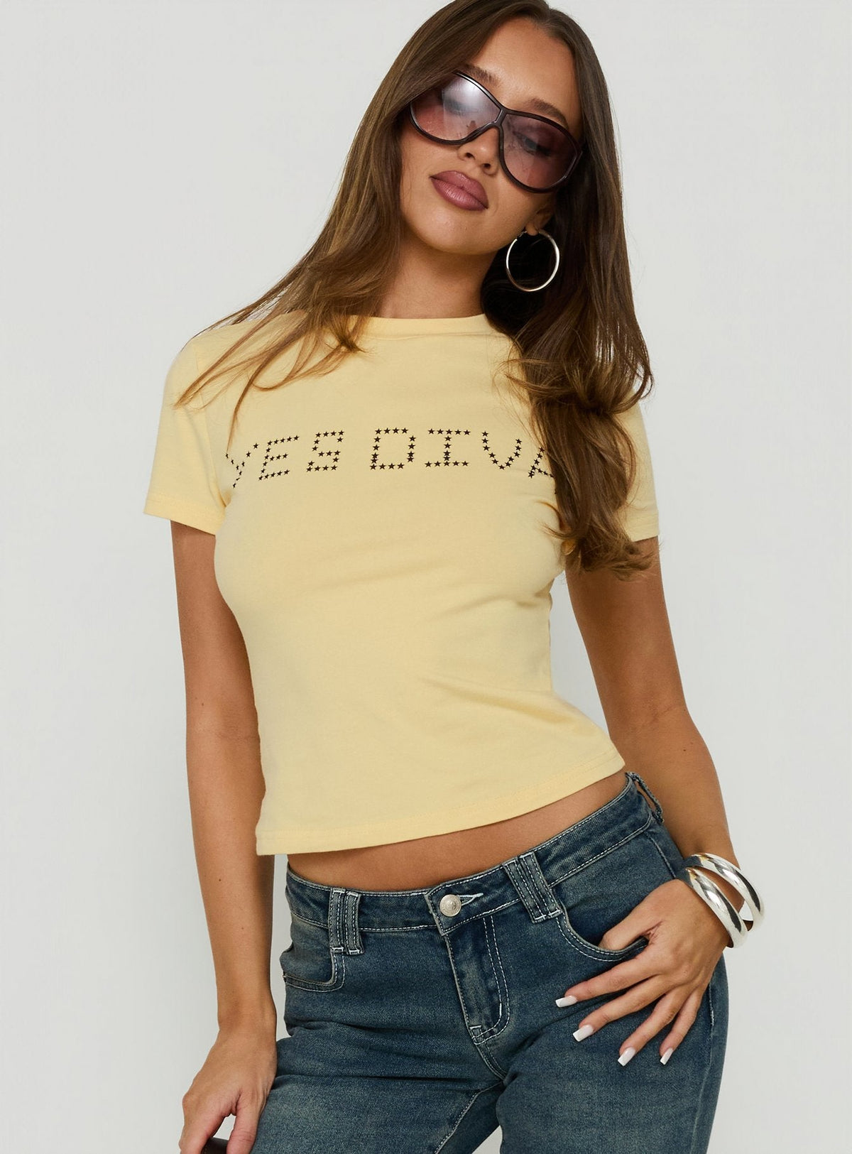#NOVERA - Camiseta Diva Amarilla Estampada -