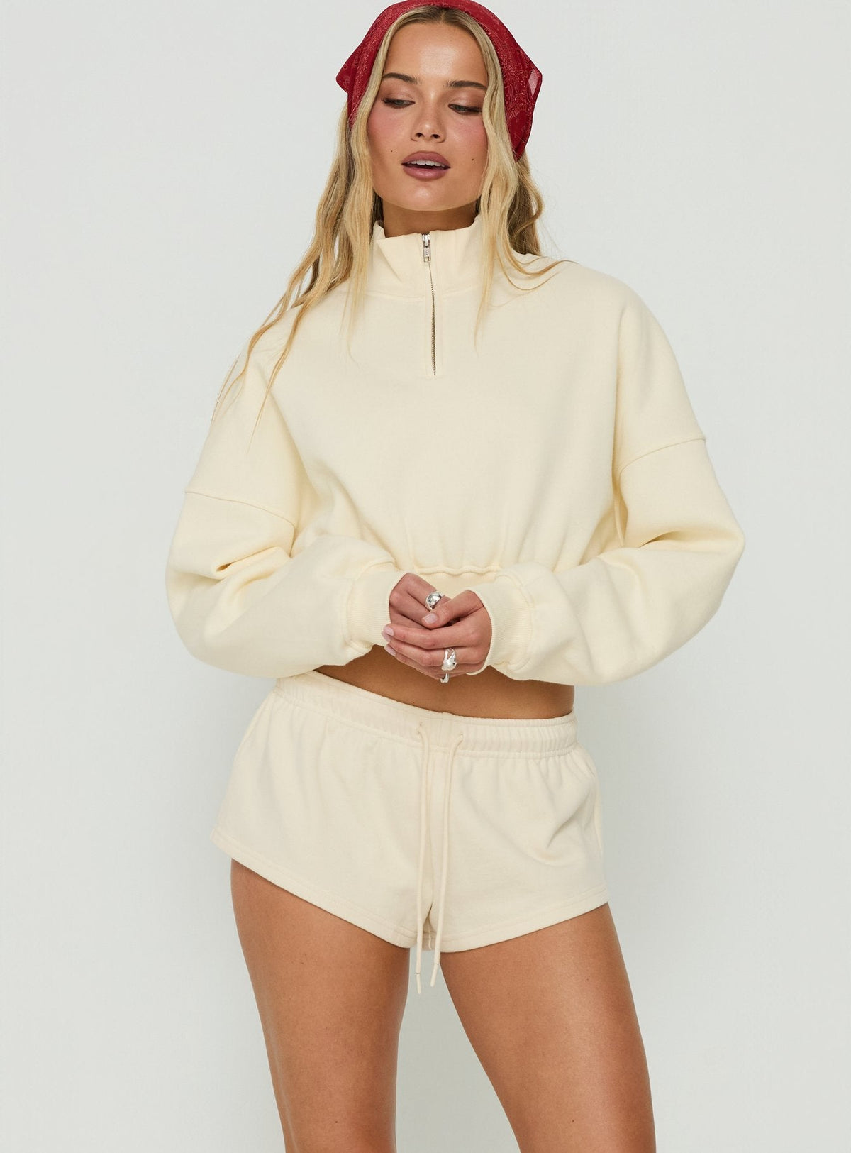 #NOVERA - Shorts Quinncy Crema de Tiro Bajo -