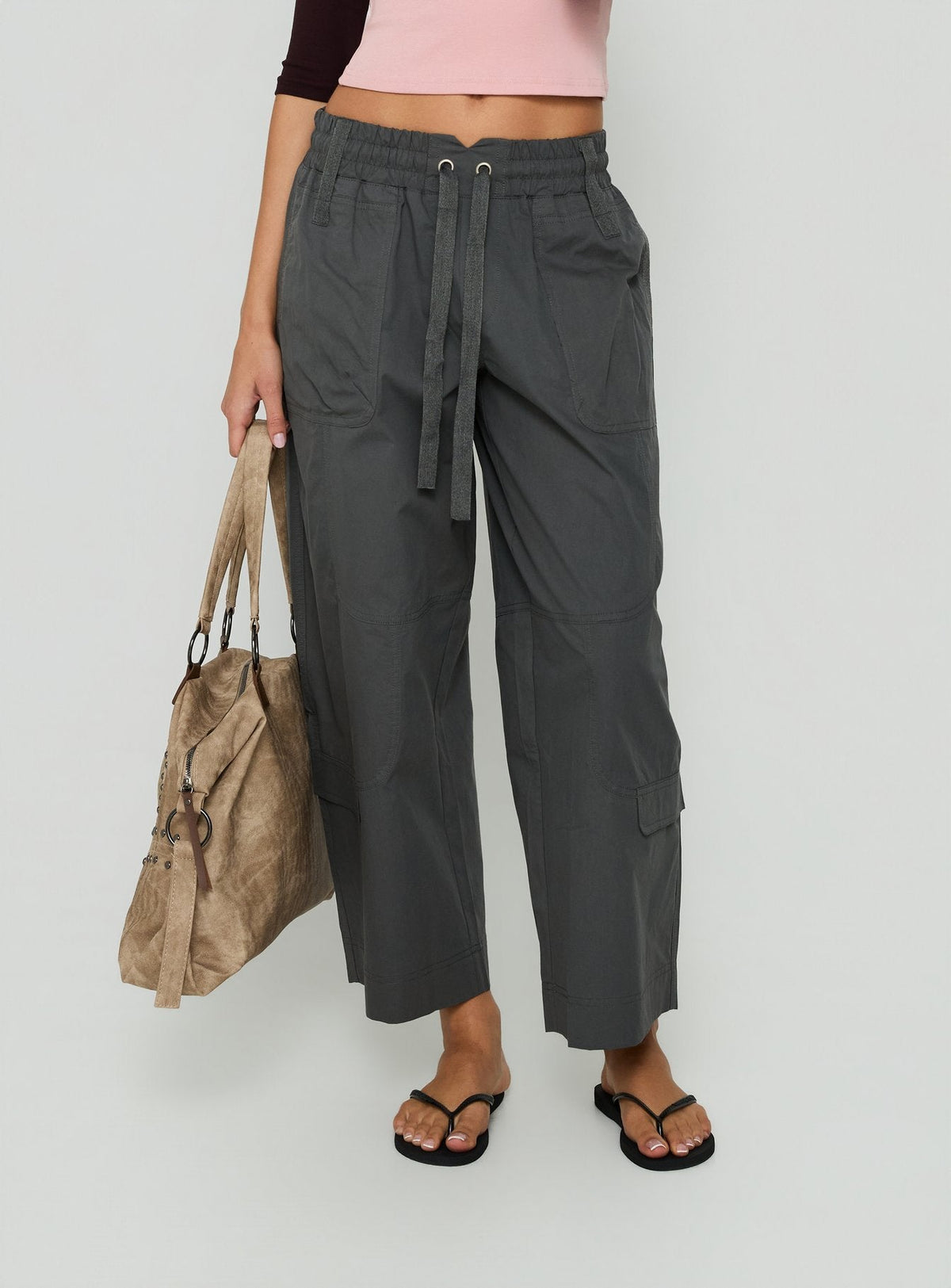 #NOVERA - Pantalón Margarita Gris Antracita Cargo -