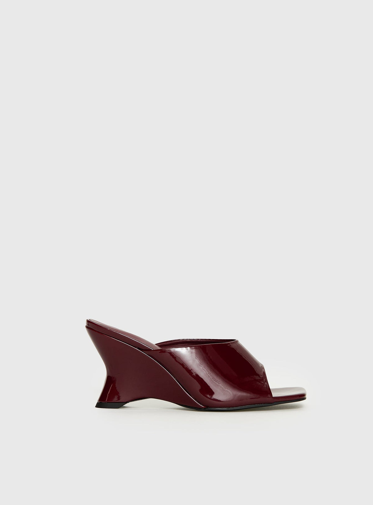 #NOVERA - Tacones Billini Iselle Rojos -