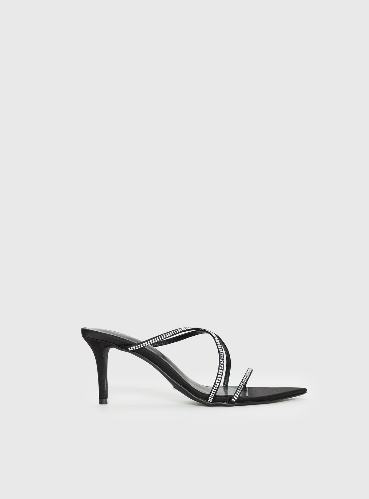 #NOVERA - Tacones Billini Effy Negros -