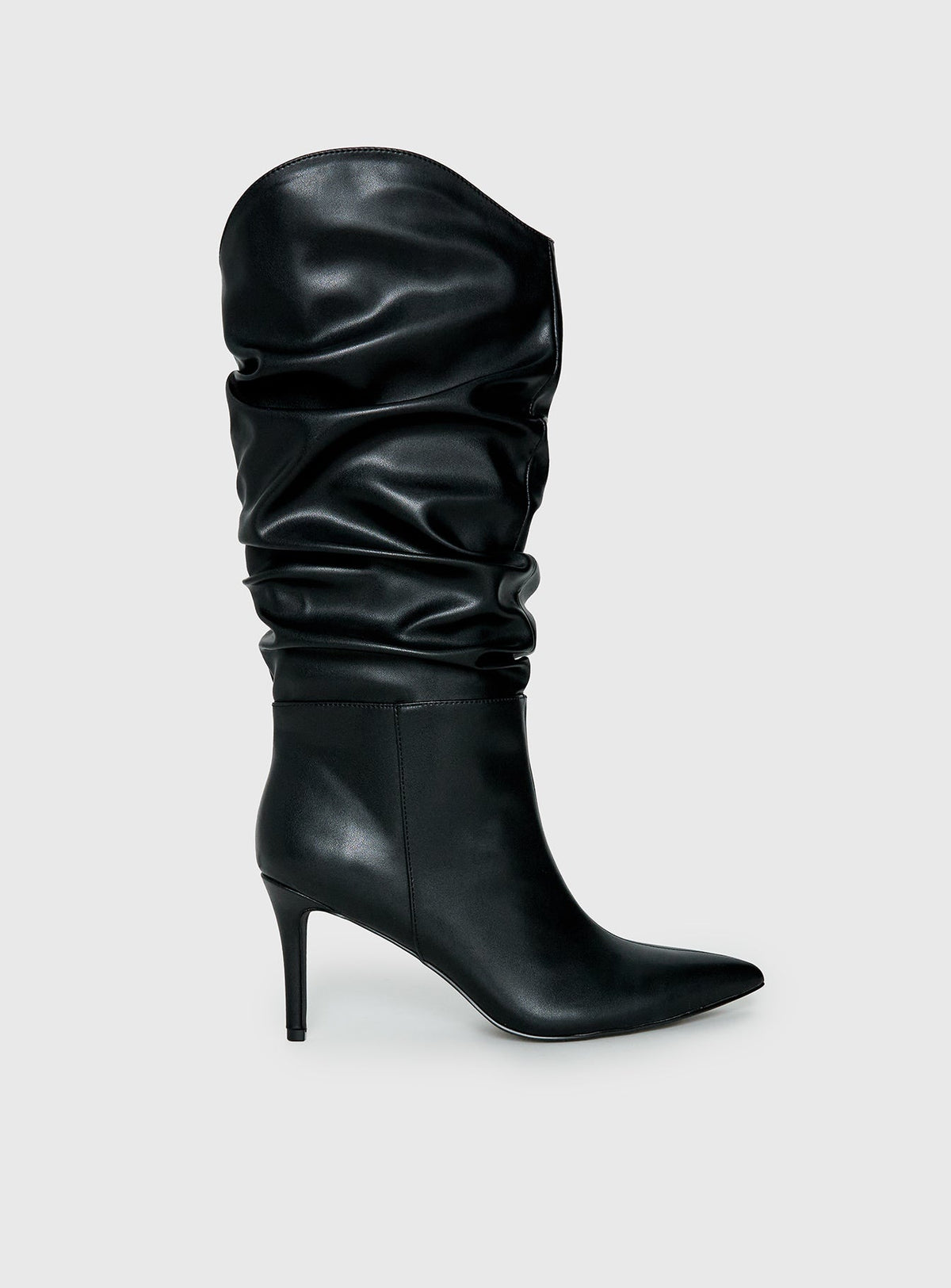 #NOVERA - Botas Scrunched Negras de Punta -