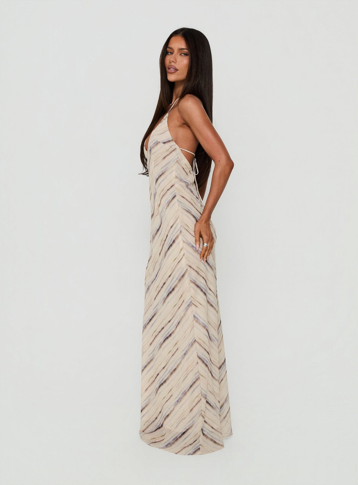 #NOVERA - Vestido Largo Esmira Crema de Rayas Halter -