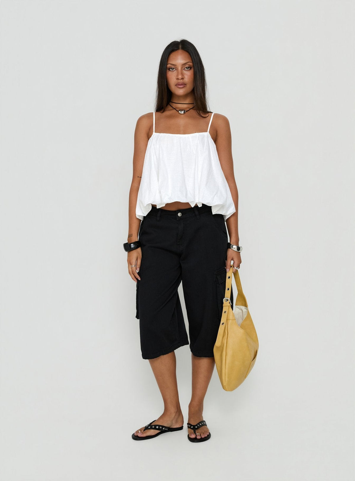 #NOVERA - Shorts Hudsen Negros Lavados Largos Cargo -