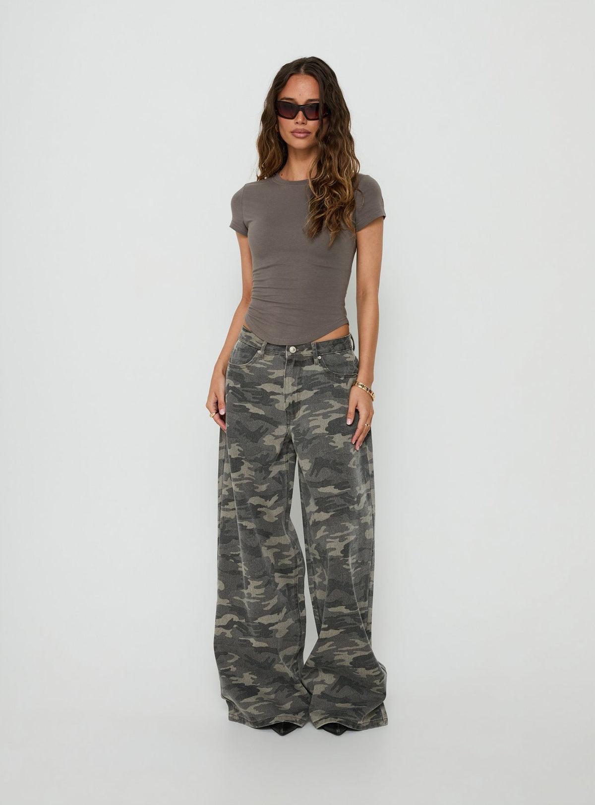 #NOVERA - Top Valentinna Gris de Manga Corta -