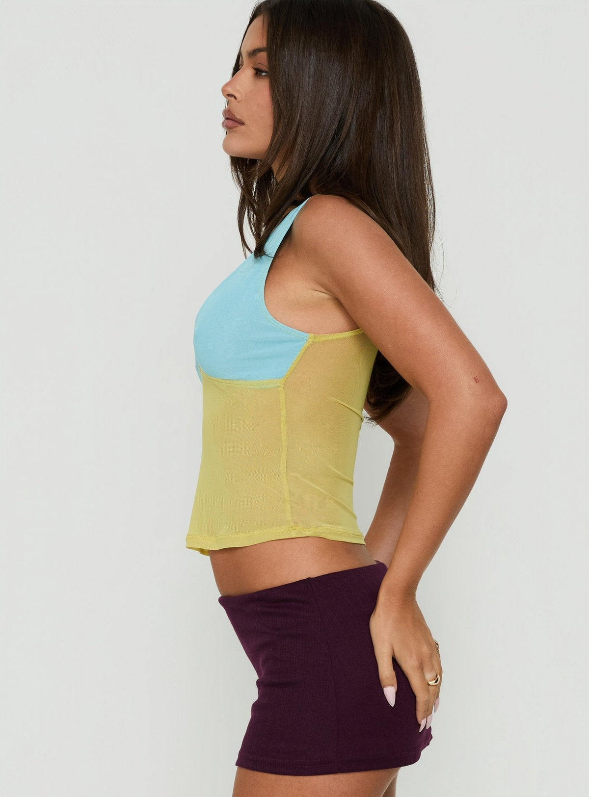 #NOVERA - Top Lihat Amarillo y Azul sin Mangas -