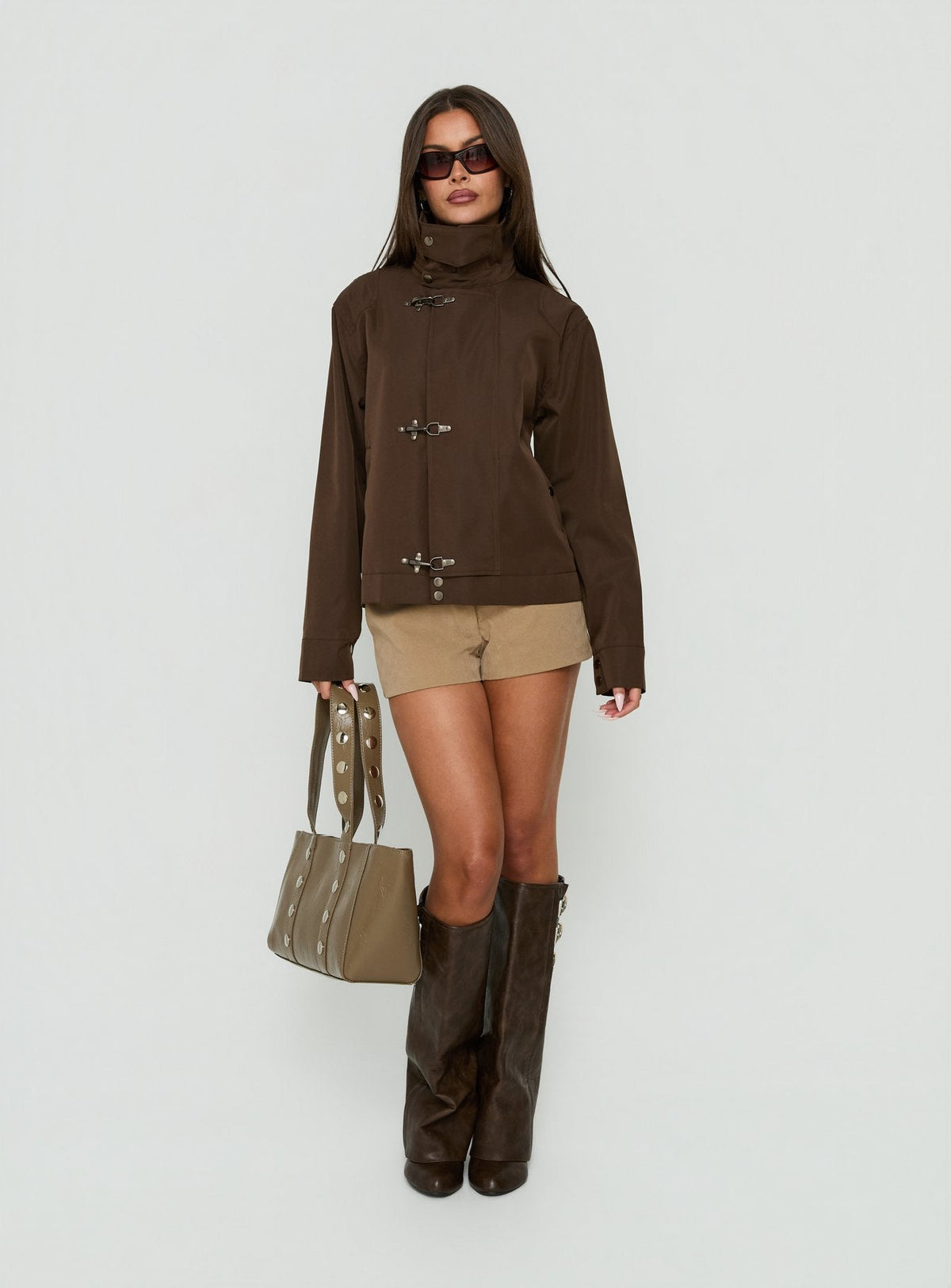 #NOVERA - Chaqueta Imanie Chocolate de Cuello Alto -