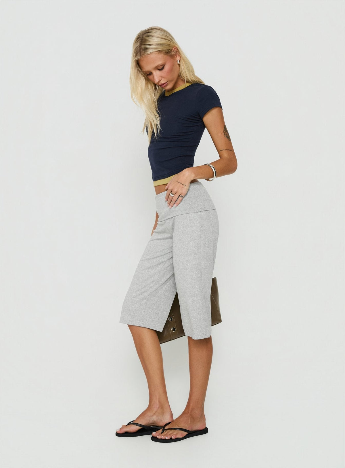 #NOVERA - Pantalón Capri Laroy Gris Jaspeado -