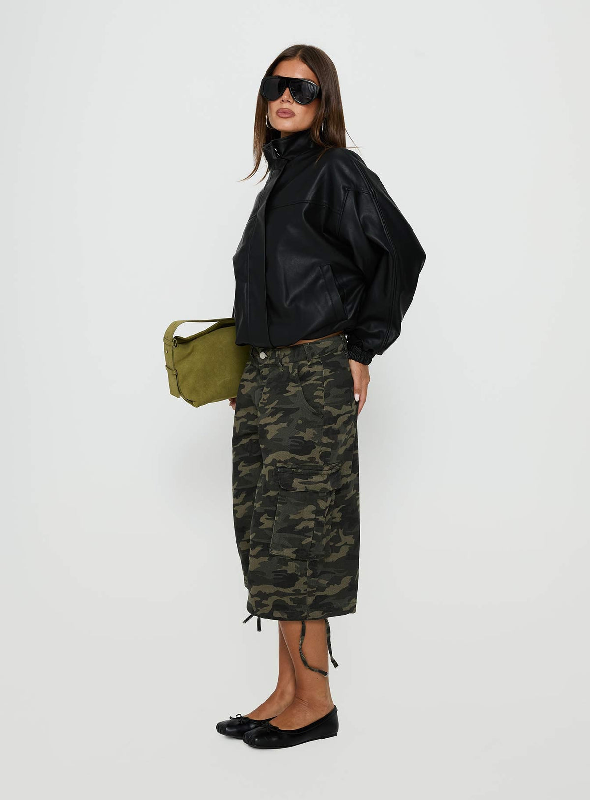#NOVERA - Shorts Hudsen Camuflaje Largos Cargo II -