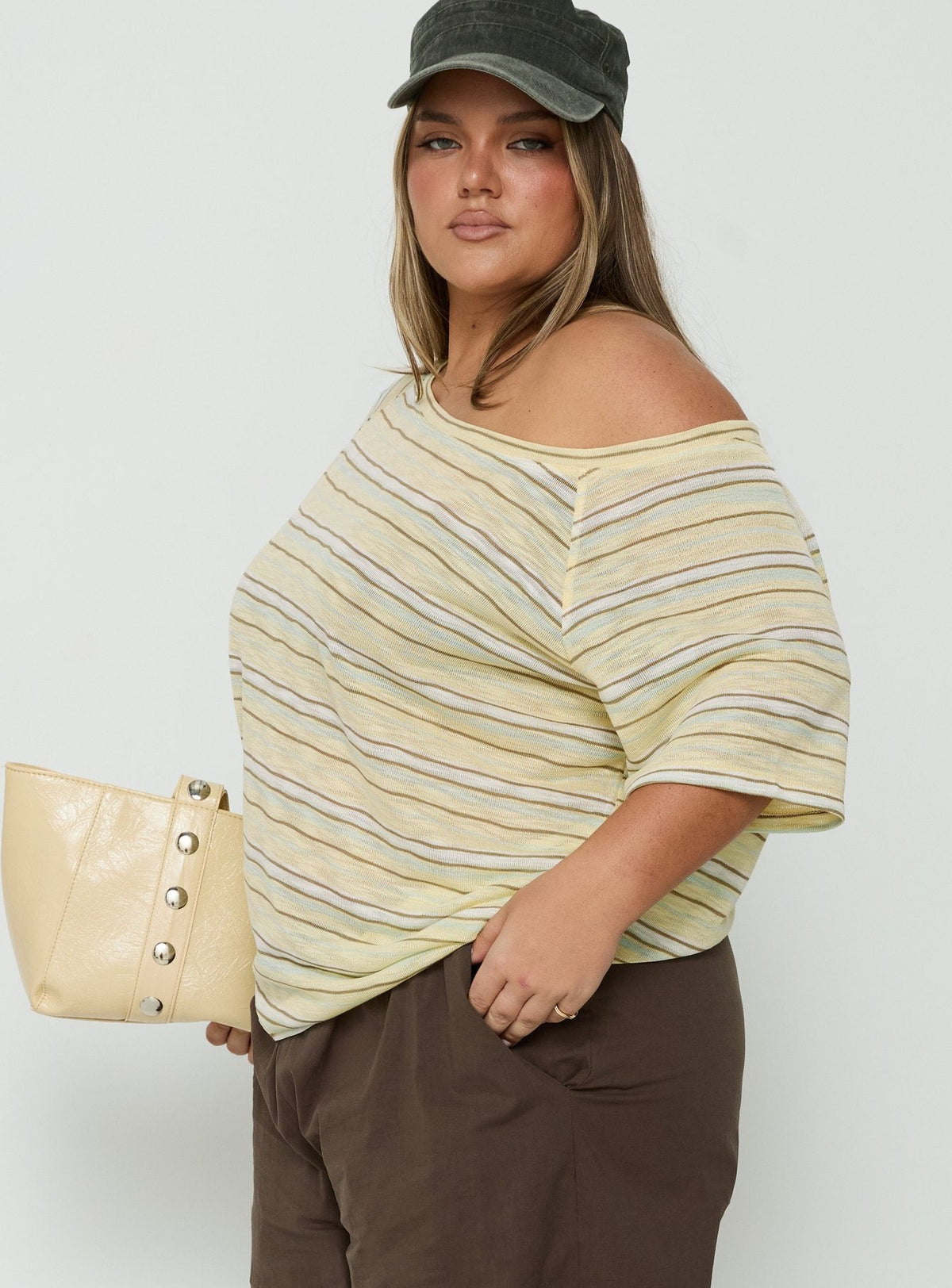 #NOVERA - Top Dulce de Rayas con Hombros Descubiertos Talla Grande -