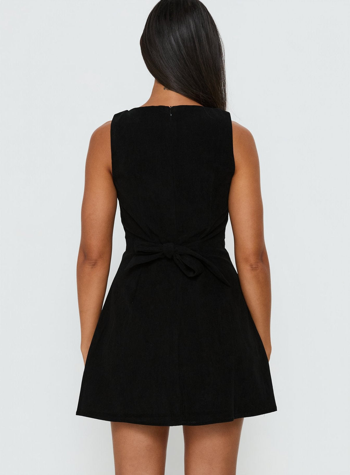 #NOVERA - Vestido Mini Alfalfa Negro de Pana -
