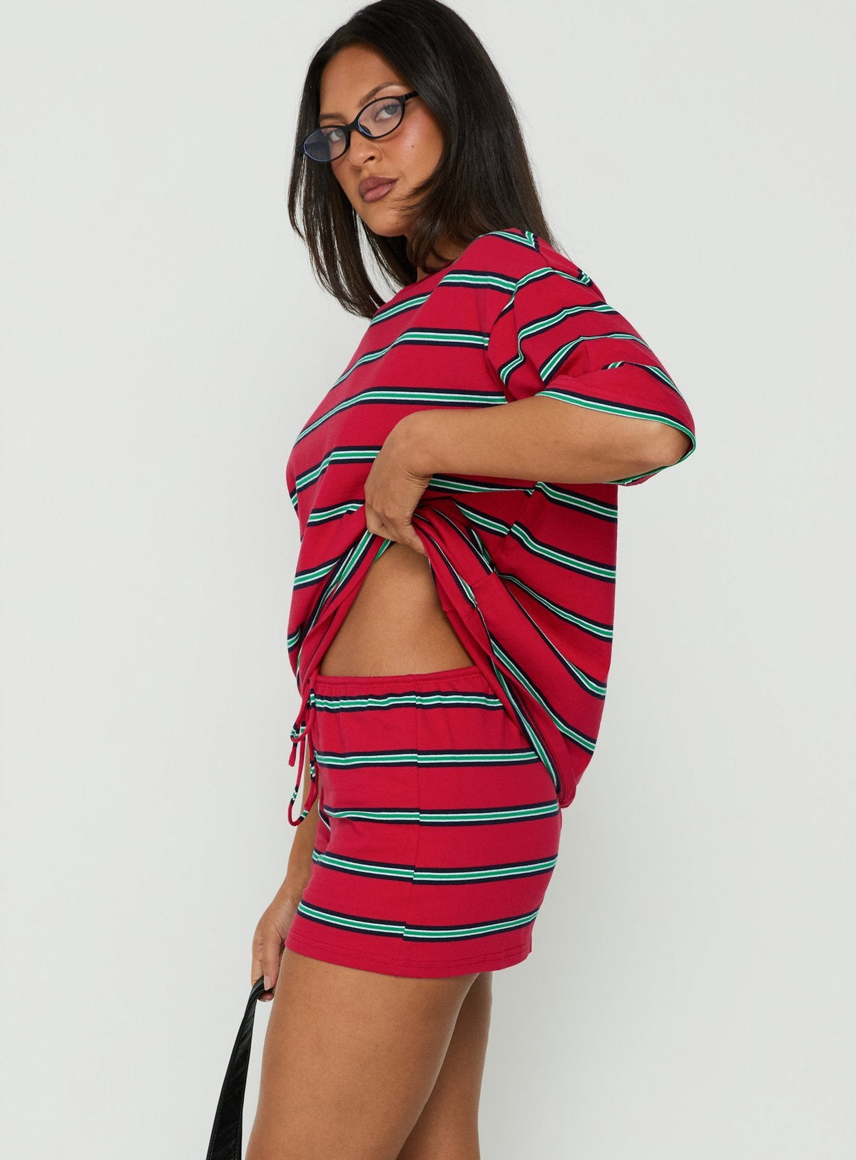 #NOVERA - Shorts Luna Rojos de Rayas -
