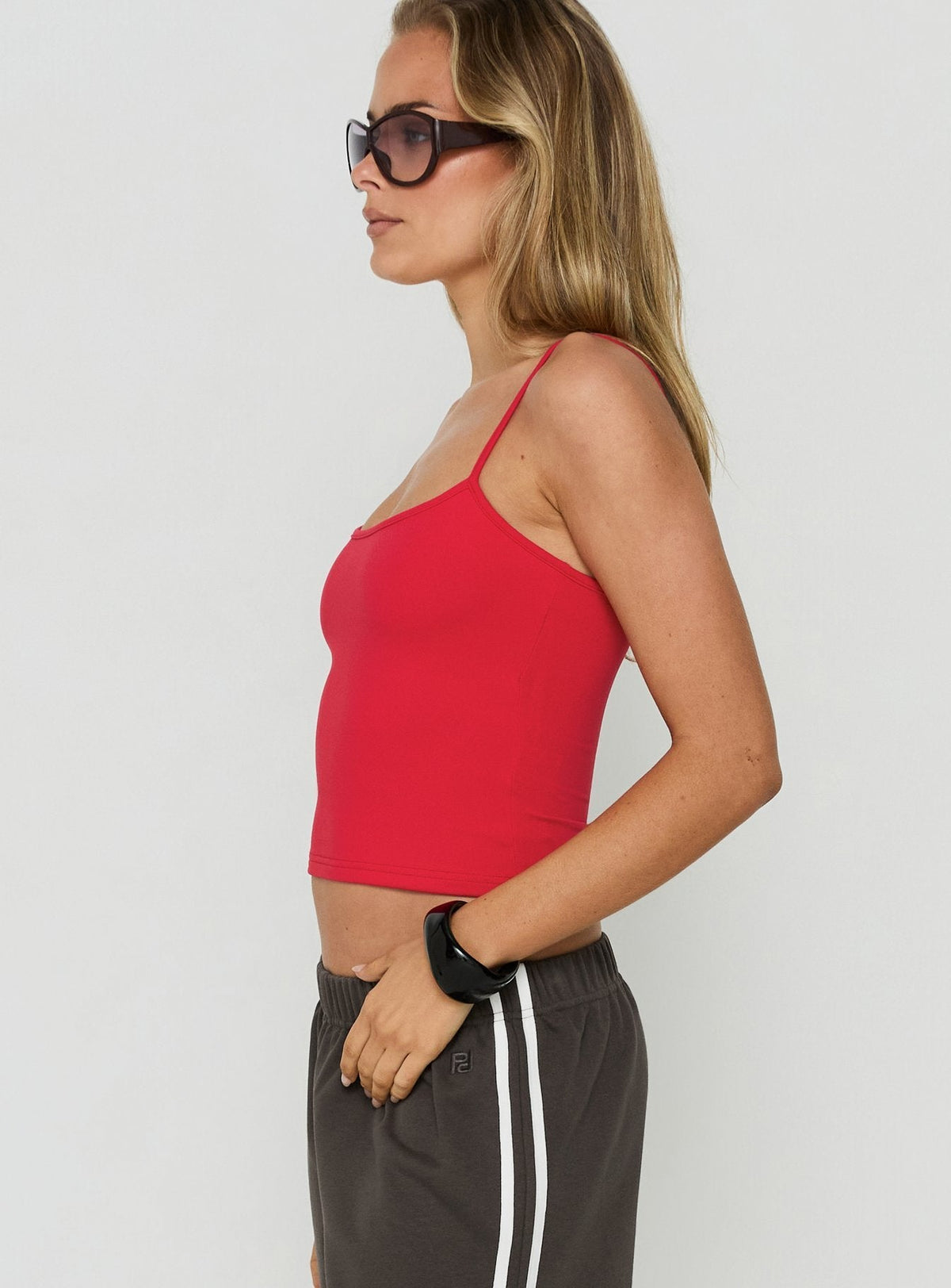 #NOVERA - Camiseta de Tirantes Define Roja de Tirante Fino -