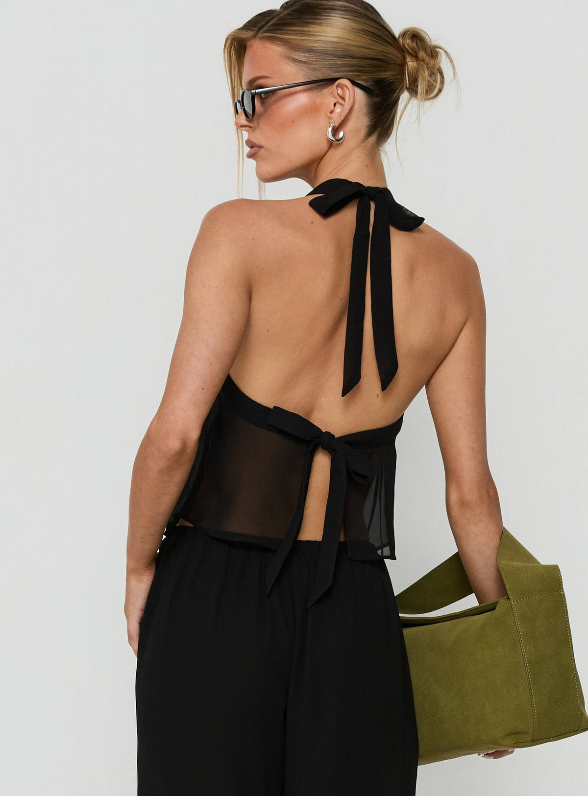 #NOVERA - Top Ariadna Negro Halter -