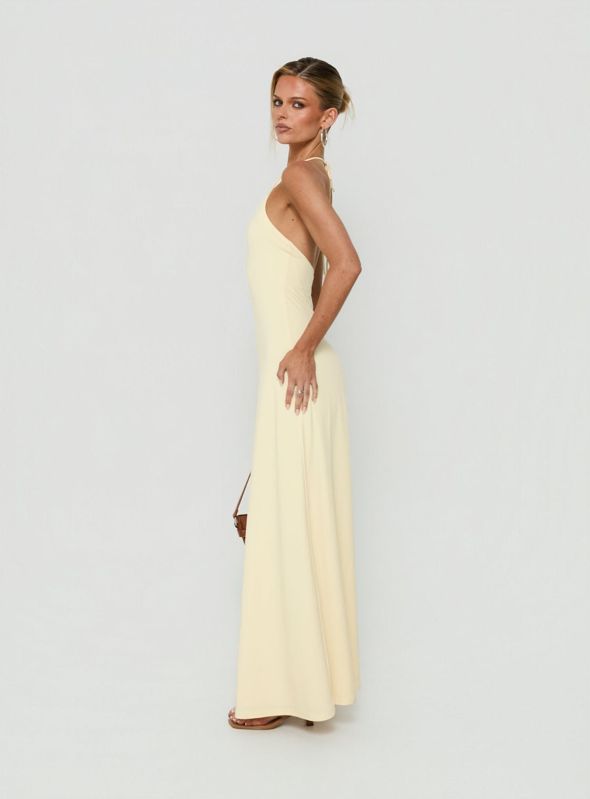 #NOVERA - Vestido Largo Palmas Amarillo Mantequilla Amarillo Halter -