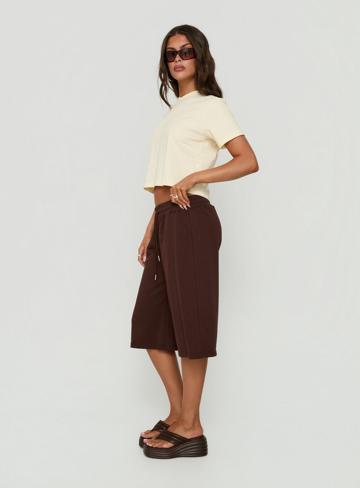 #NOVERA - Shorts Nikko Marrón Largos Polar -