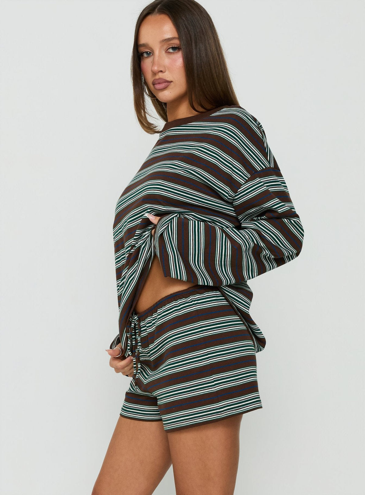 #NOVERA - Shorts Luna Marrón de Rayas -