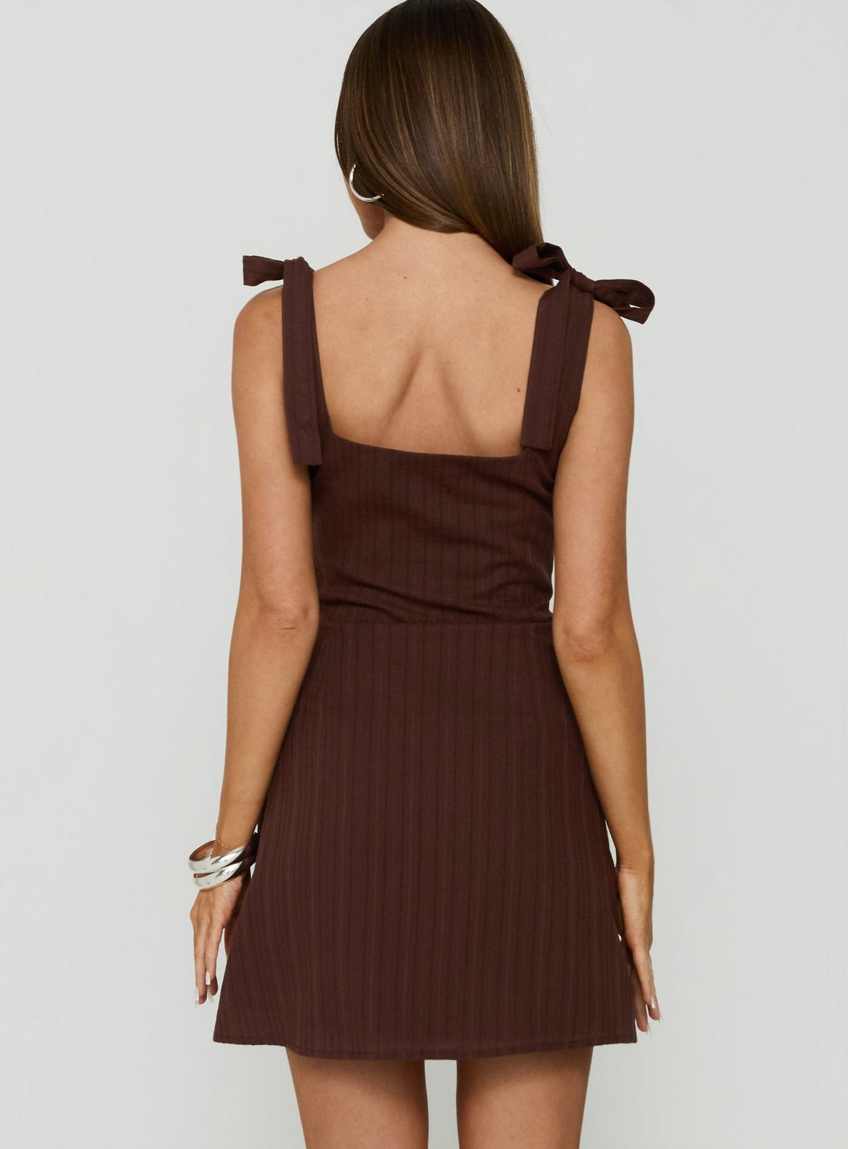 #NOVERA - Vestido Mini Ximena Marrón Oscuro -