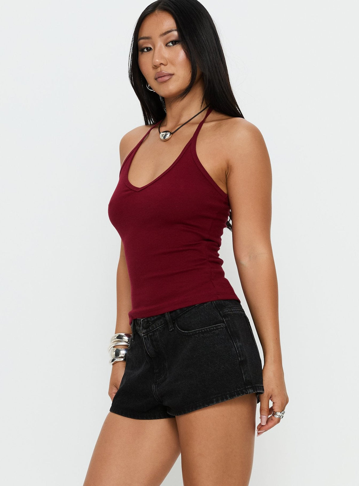 #NOVERA - Shorts Dreamful Negros Lavados de Tiro Bajo Denim -