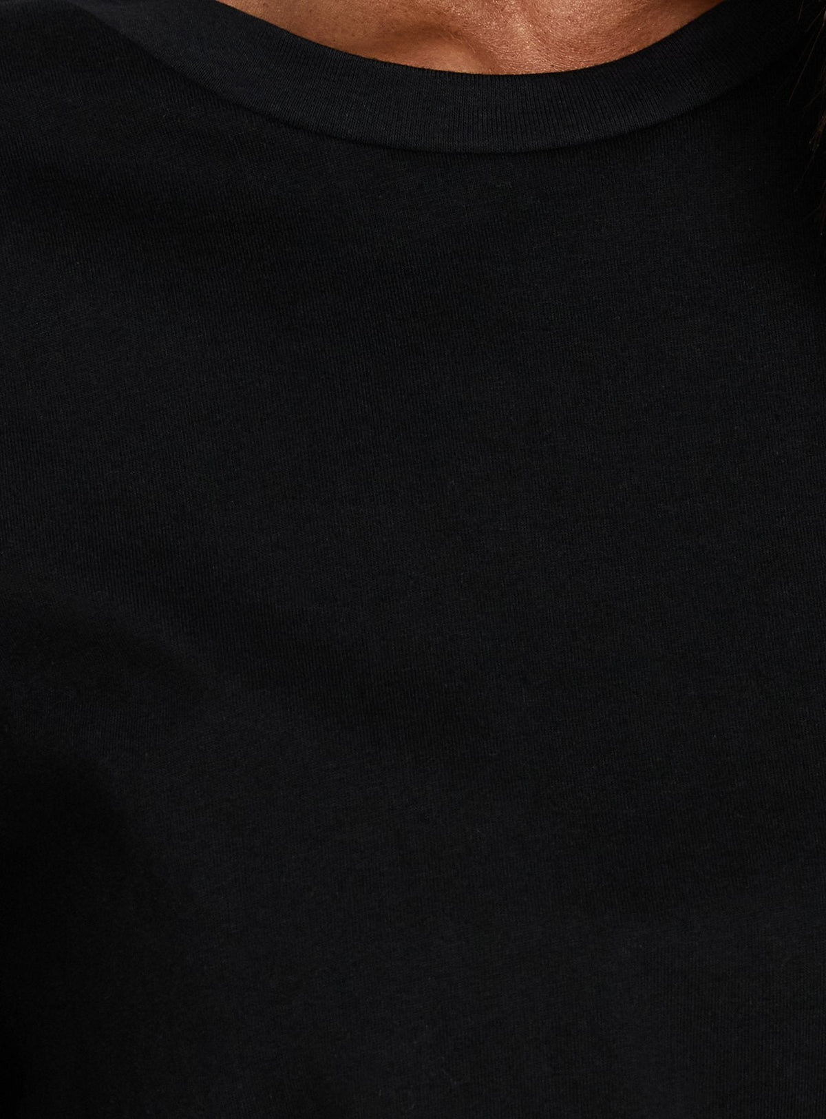 #NOVERA - Camiseta Tarrah Negra -