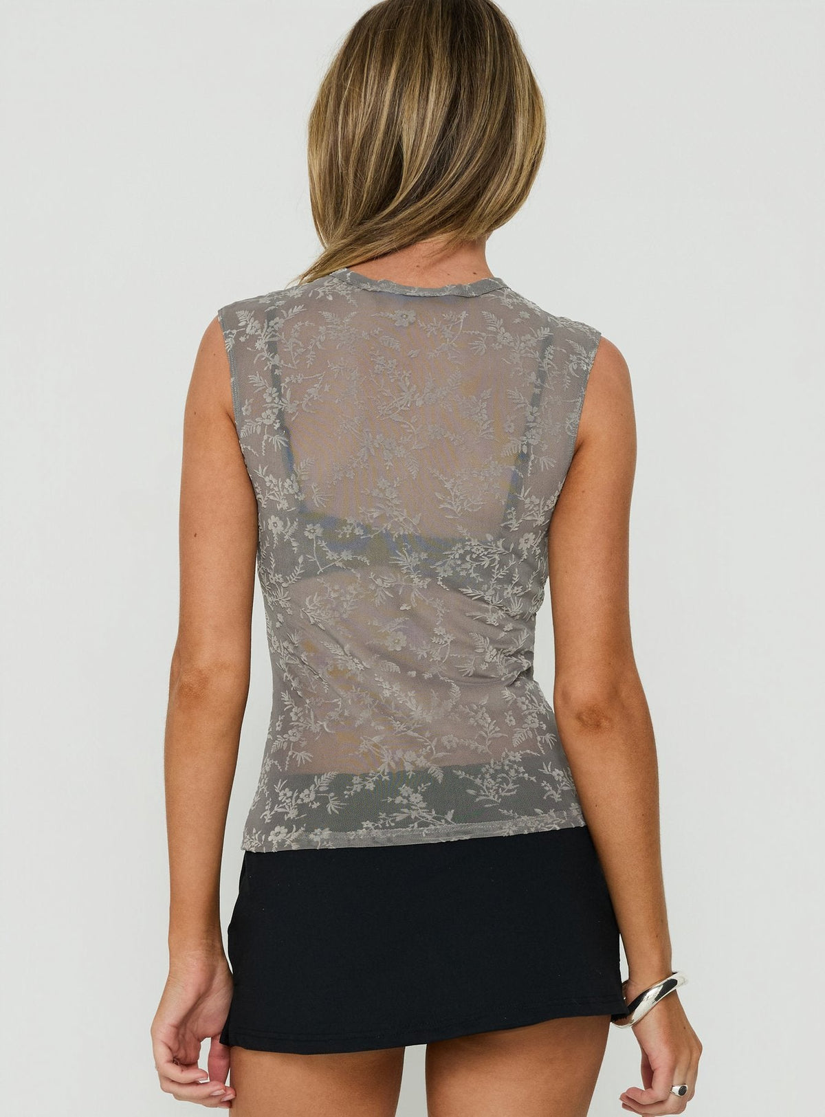 #NOVERA - Top Kelira Gris Antracita con Abertura Transparente -