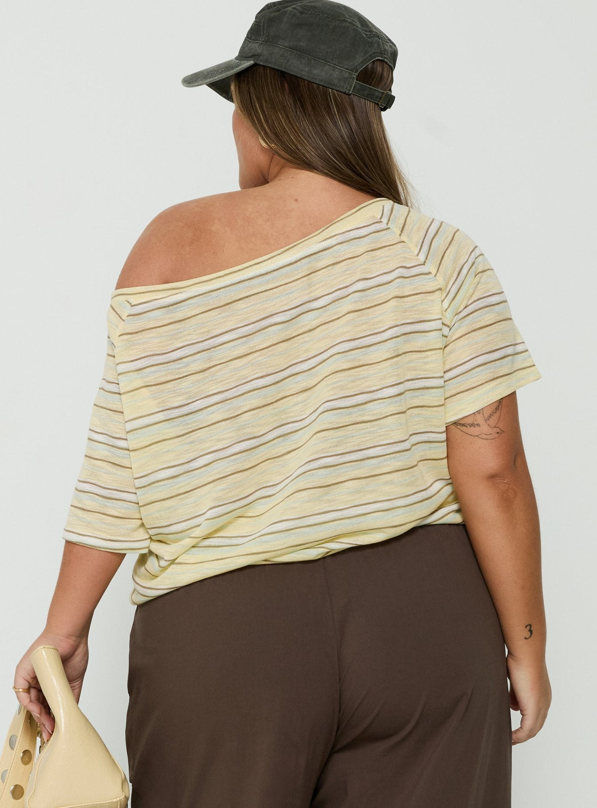 #NOVERA - Top Dulce de Rayas con Hombros Descubiertos Talla Grande -